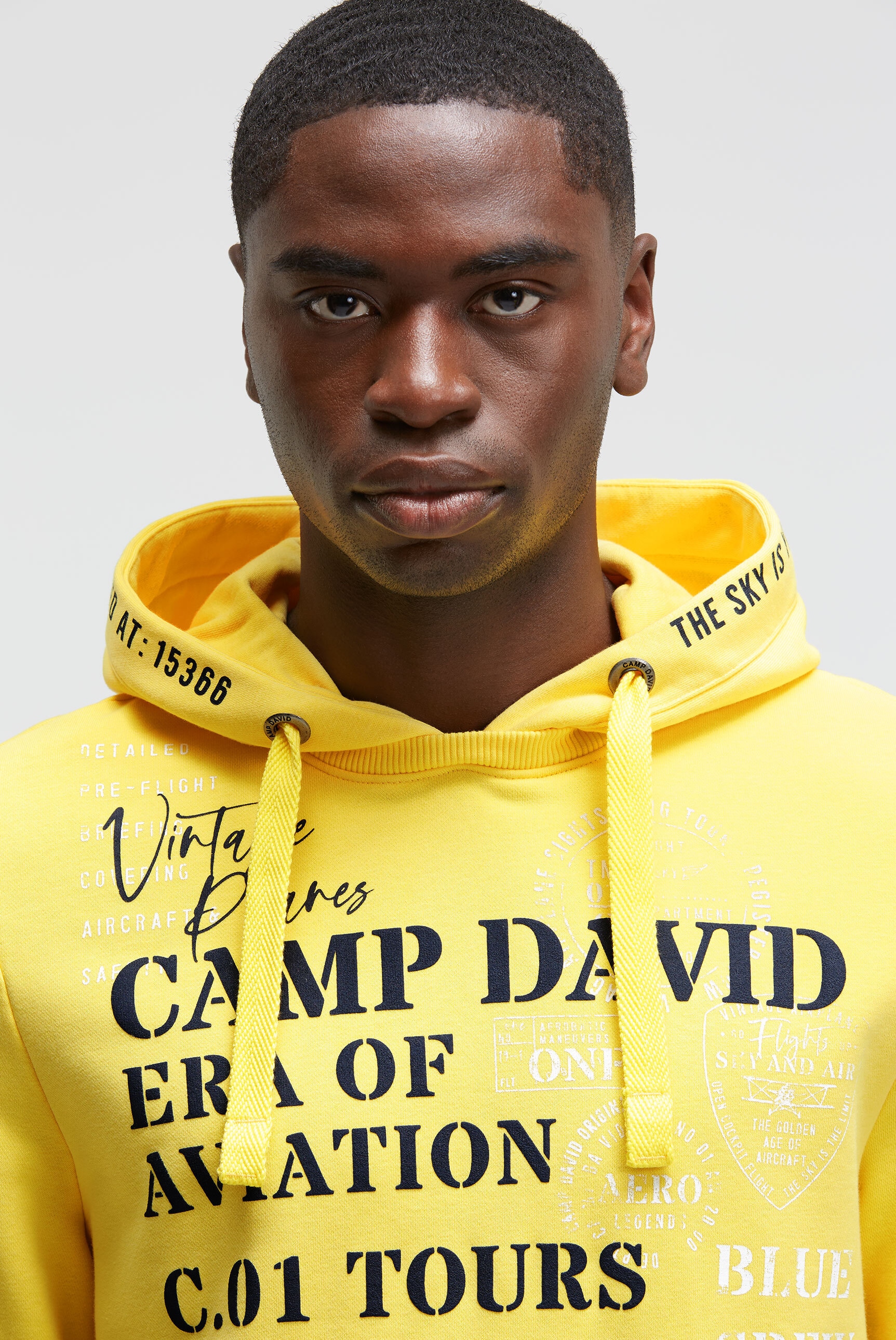 CAMP DAVID Kapuzensweatshirt , mit Kontrastnähten
