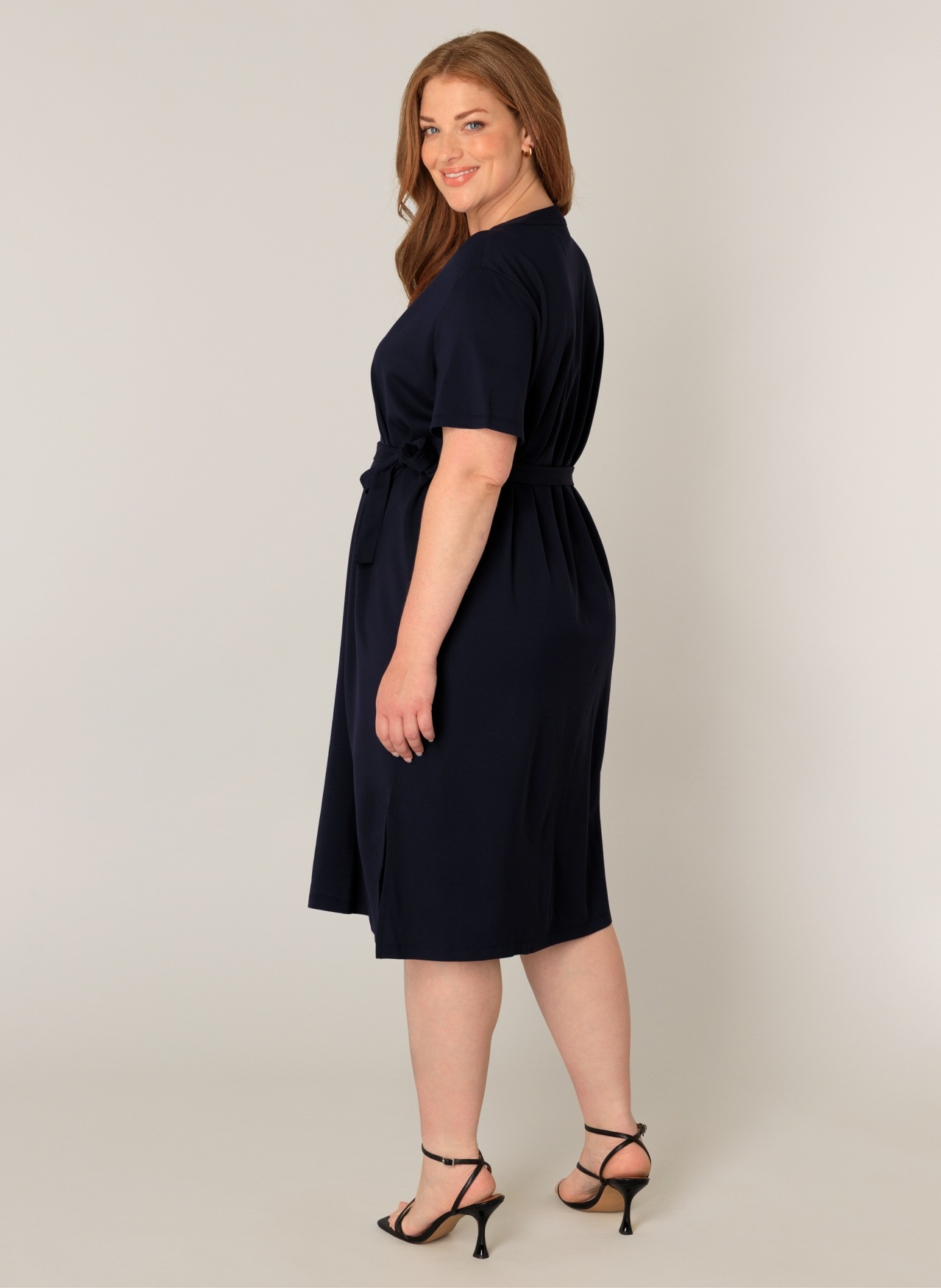 Base Level Curvy Sommerkleid Ohne Taschen mit Bindegürtel günstig online kaufen