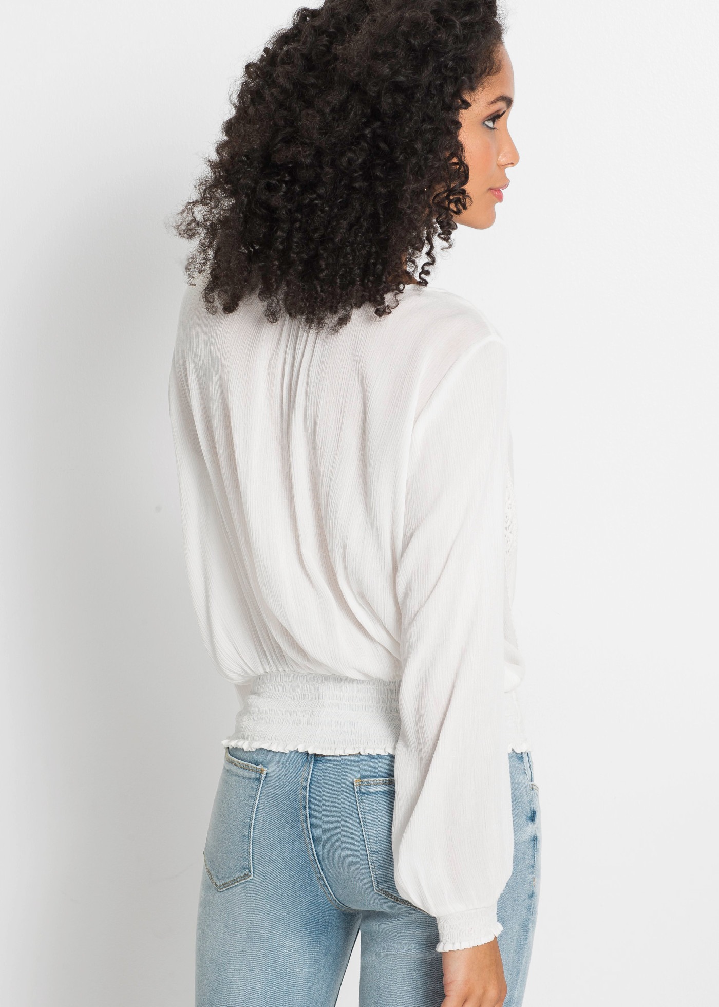 bonprix Schlupfbluse mit Crochet Spitze, aus Viskose, ohne Knöpfe