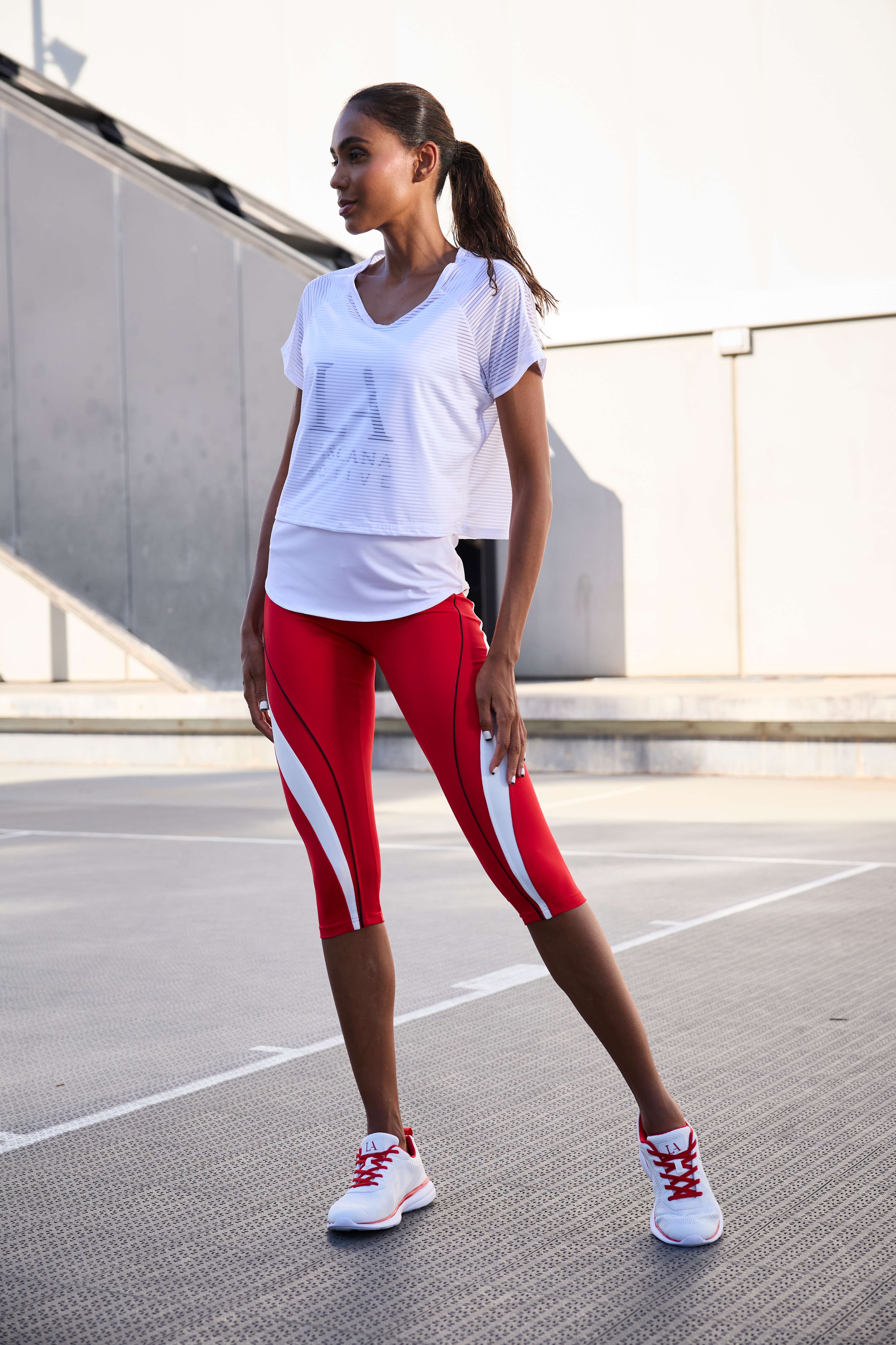 Thumbnail - LASCANA ACTIVE Funktionsshirt, 2 in 1 T-Shirt im Layer-Design