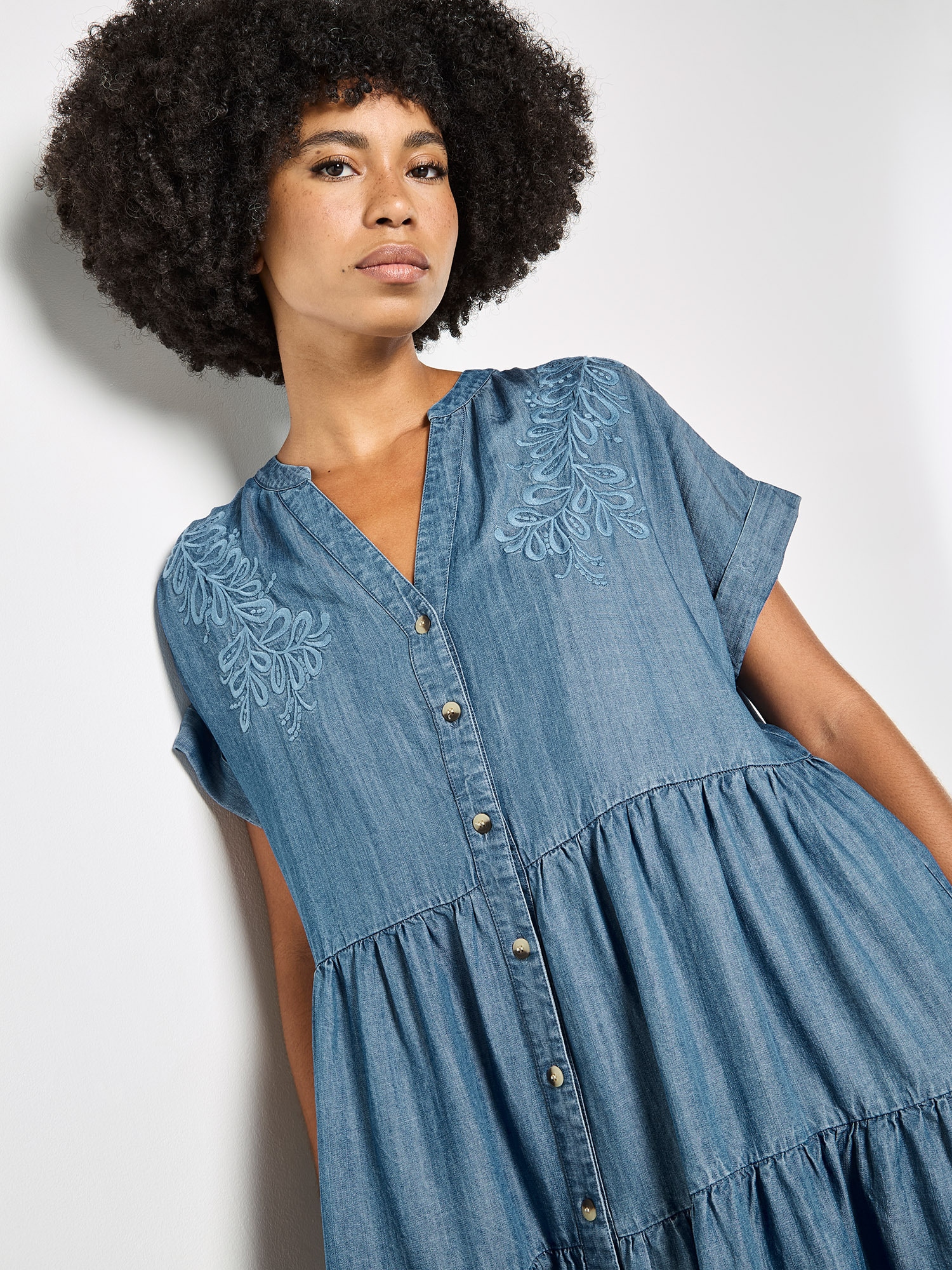 Apricot Jeanskleid »Minikleid« mit Stufenrock