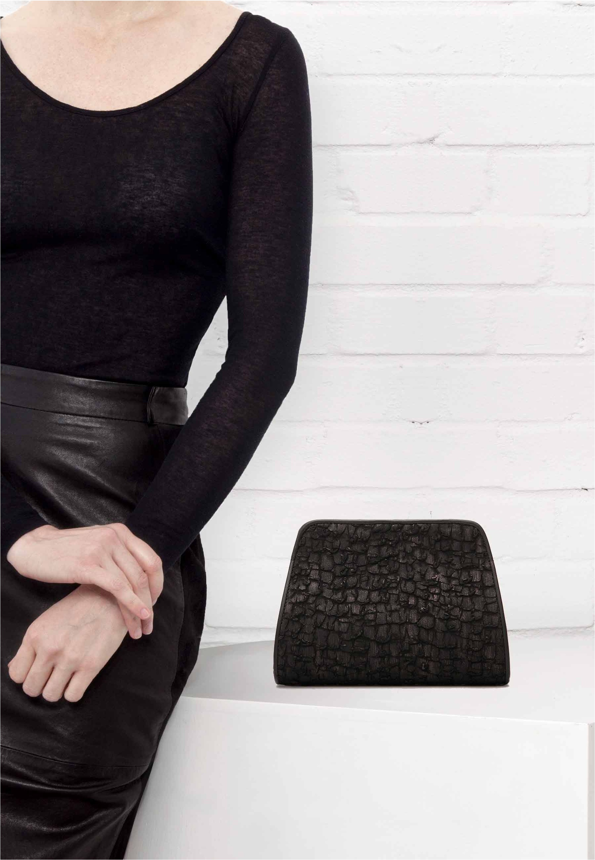 GRETCHEN Schultertasche »Lyra Clutch Two« aus italienischem Kalbsleder