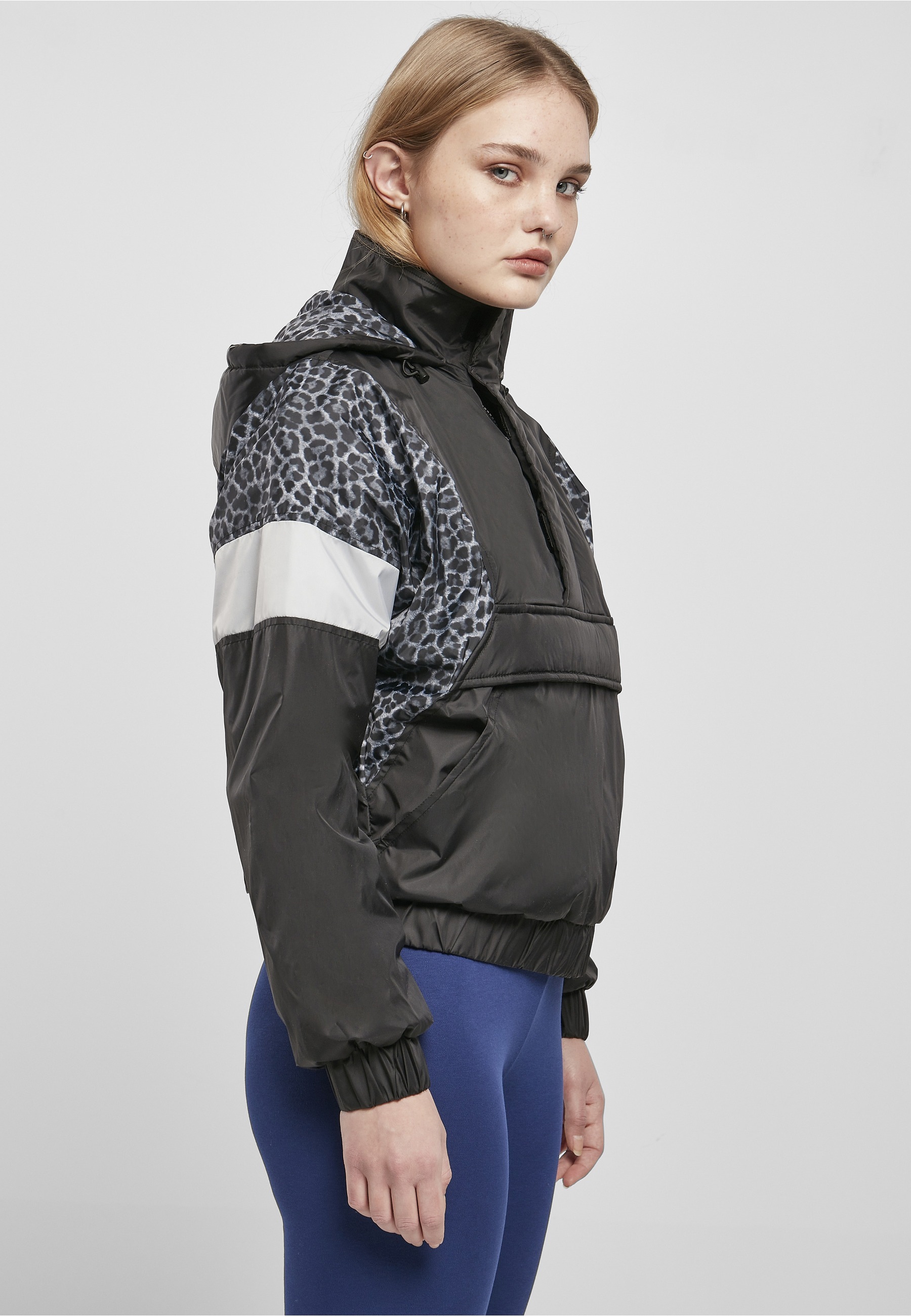 URBAN CLASSICS Langmantel »Urban Classics Damen Ladies AOP Mixed Pull Over Jacket«