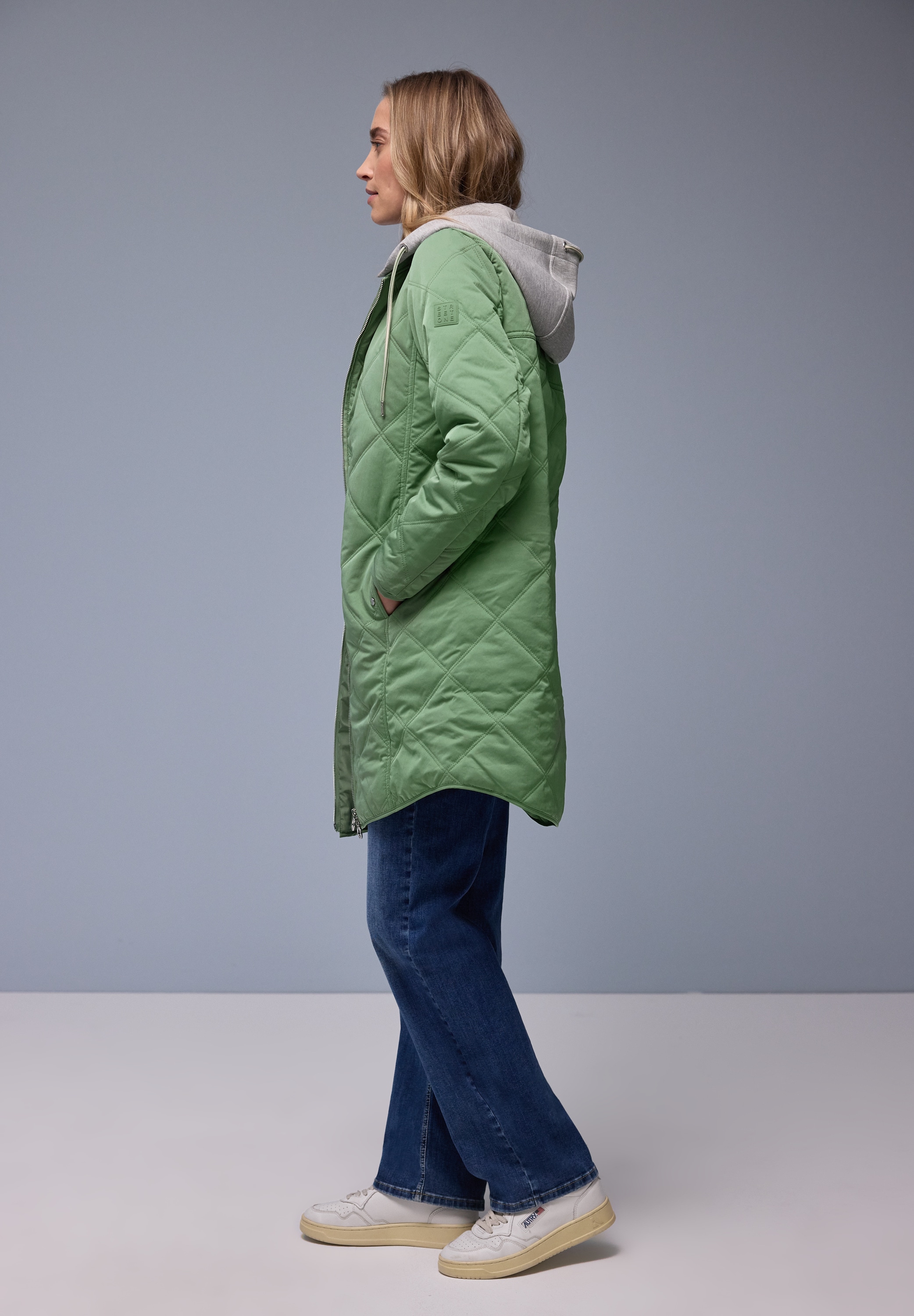 STREET ONE Steppjacke mit Kapuze mit abnehmbarer Jersey-Kapuze