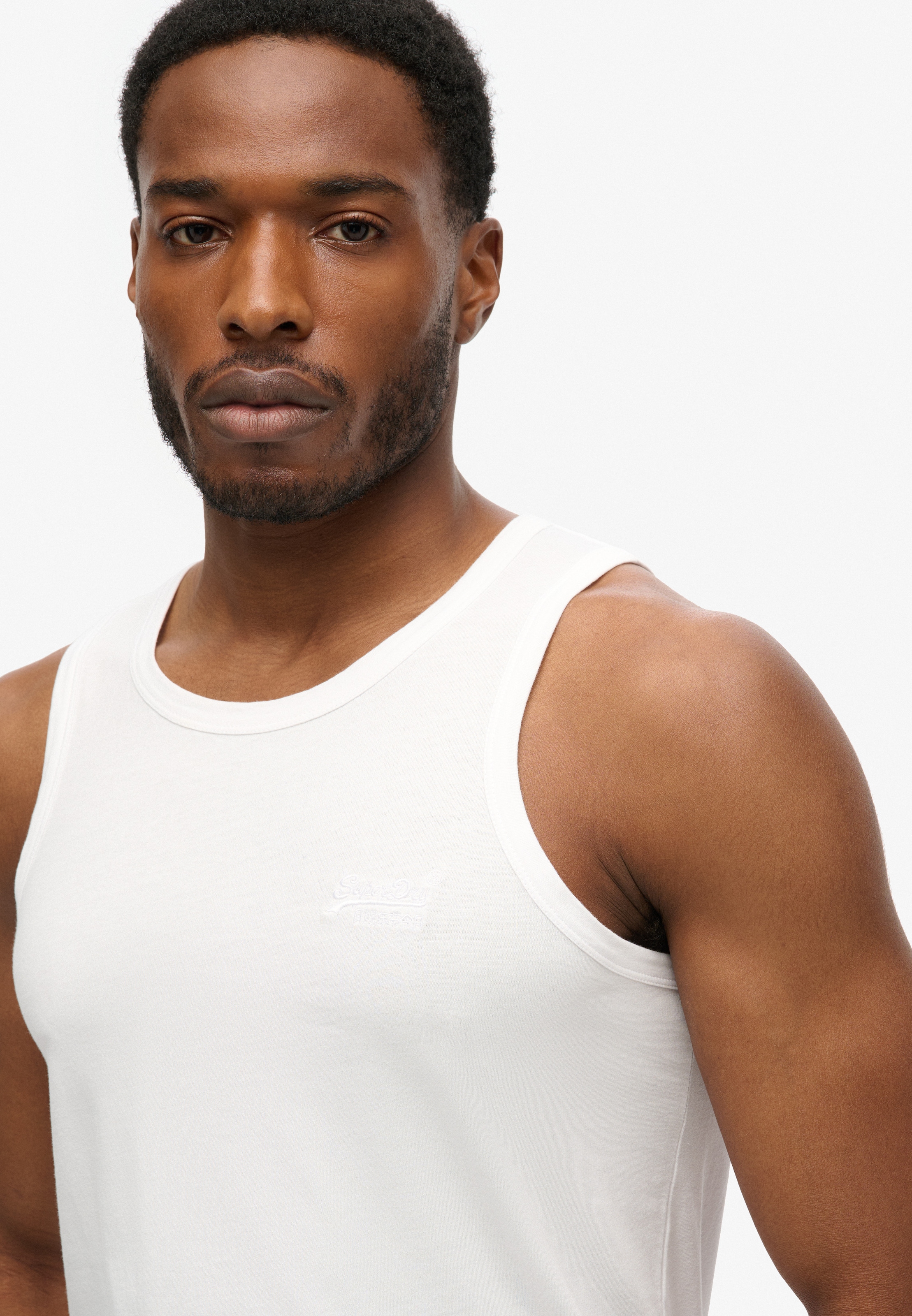 Superdry Tanktop »ESSENTIAL LOGO VEST UB«
