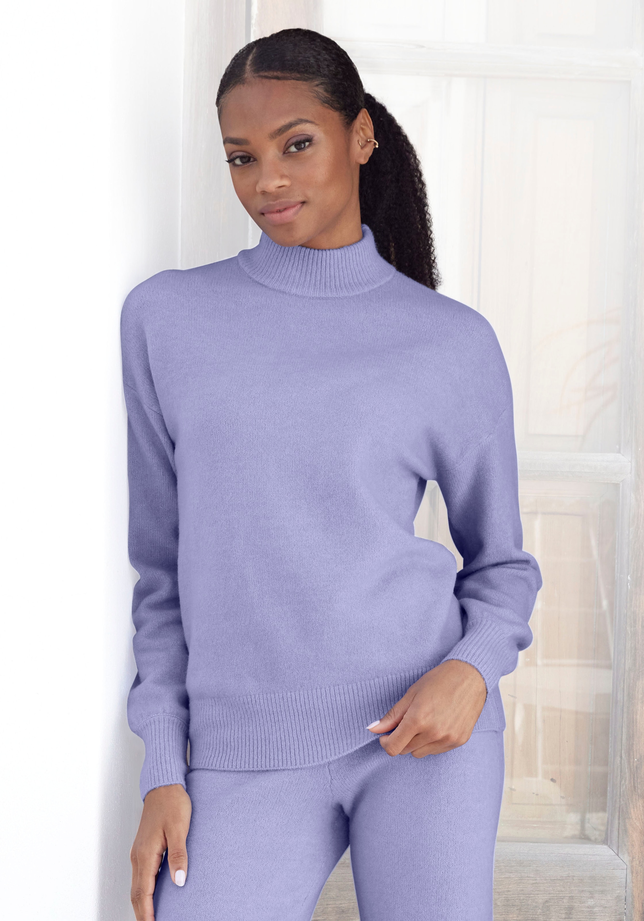 LASCANA Strickpullover »-Loungepullover«, mit Stehkragen und Rippbündchen, Loungewear