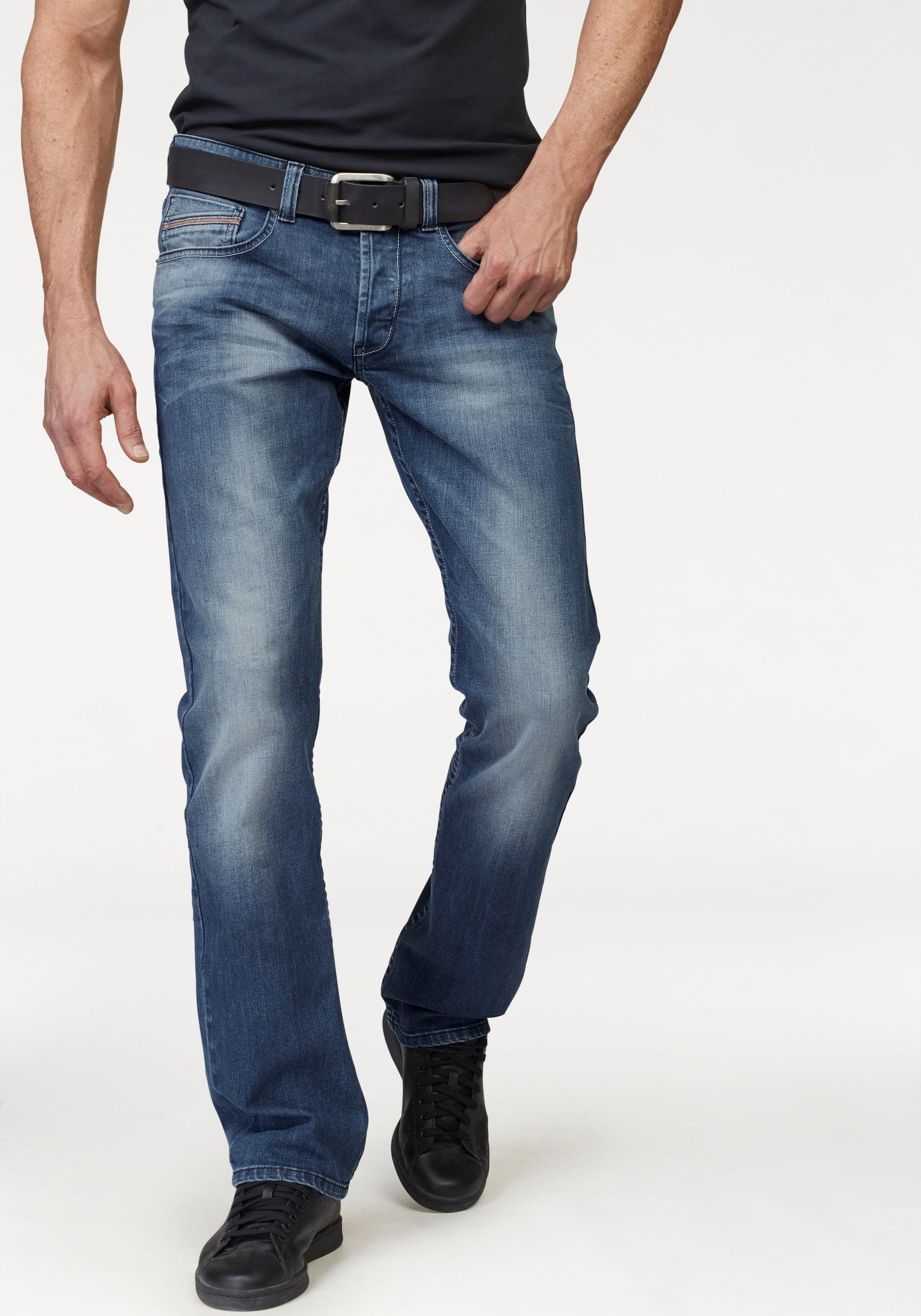 Bruno Banani Straight-Jeans »Dylan«, gerade Beinform, Used-Waschung, niedrige Leibhöhe