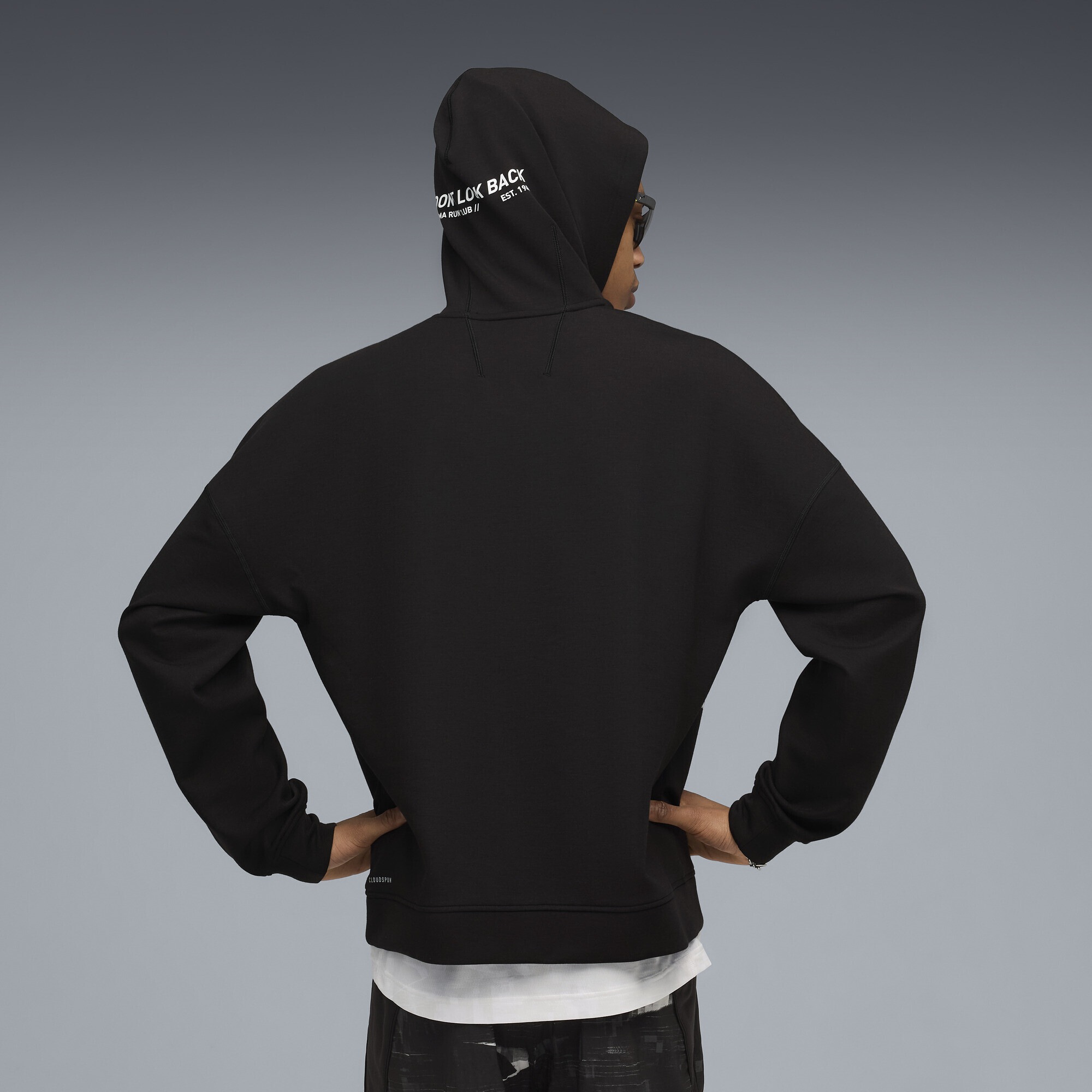 PUMA Trainingspullover »RUN CLUB Hoodie Herren«