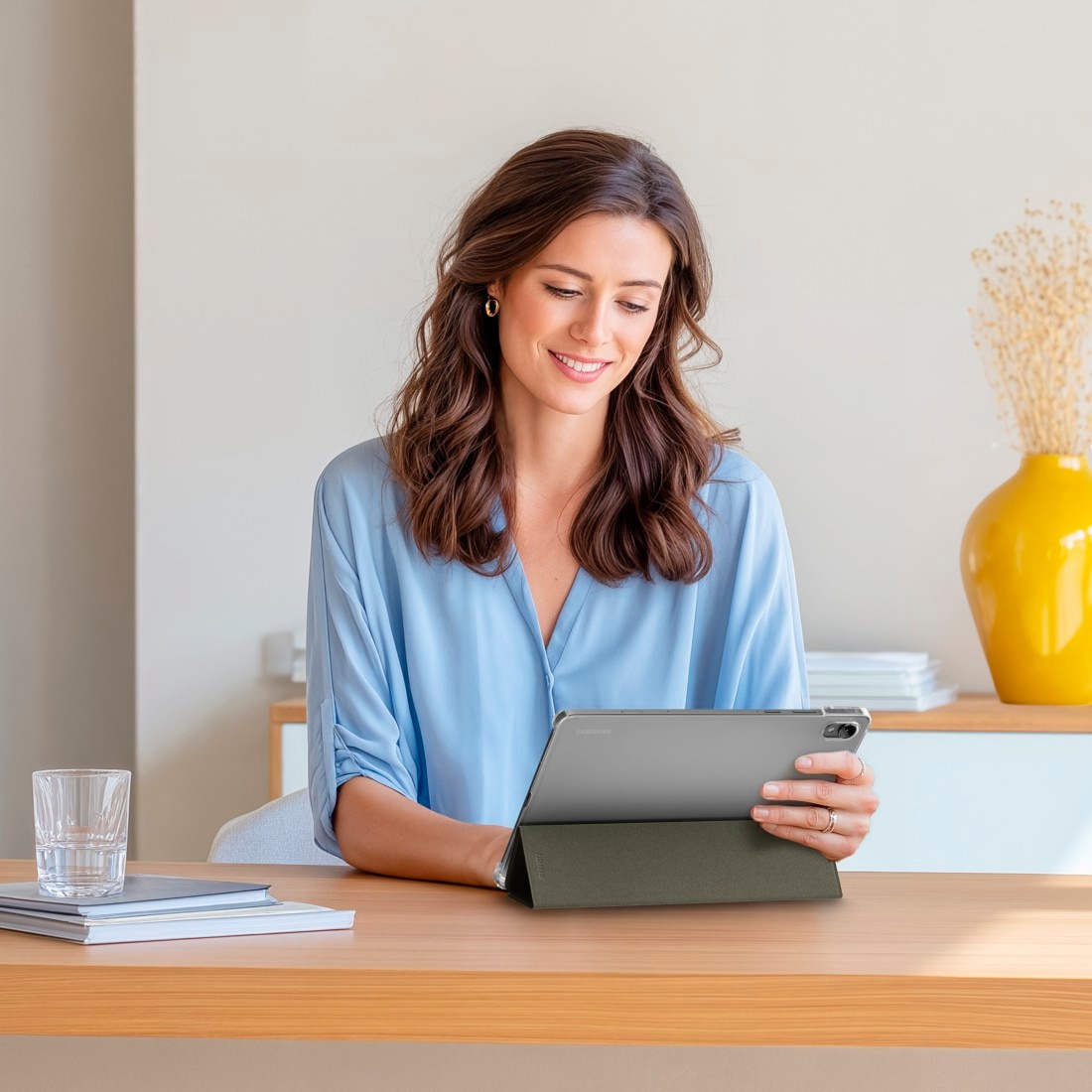 Hama Tablettasche »Tablethülle für Samsung Galaxy Tab S11 11 Zoll« Standfunktion, Stiftfach, Auto Wake Sleep, transparent, leicht, robust