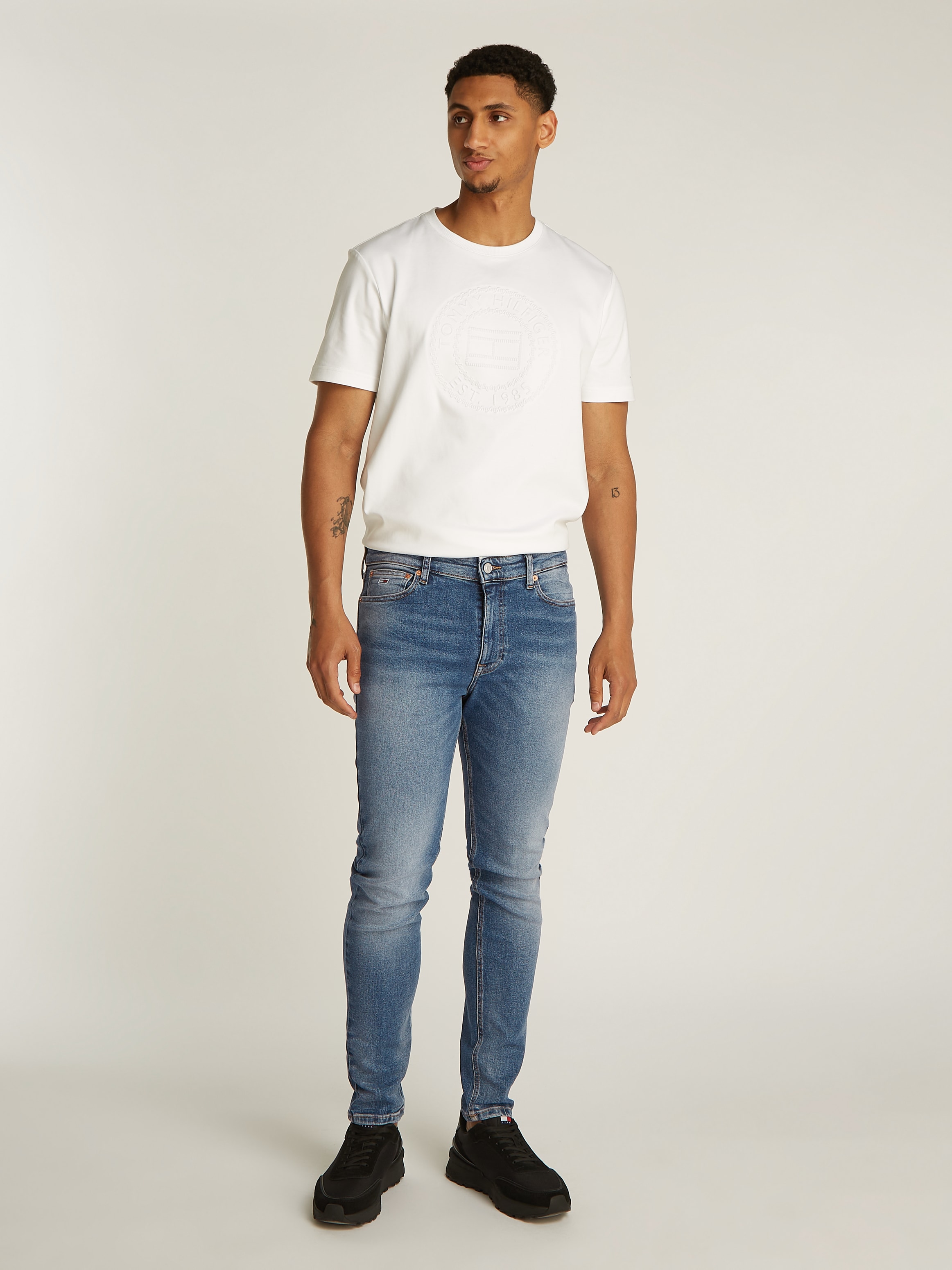 Tommy Jeans Skinny-fit-Jeans, mit Logostickereien