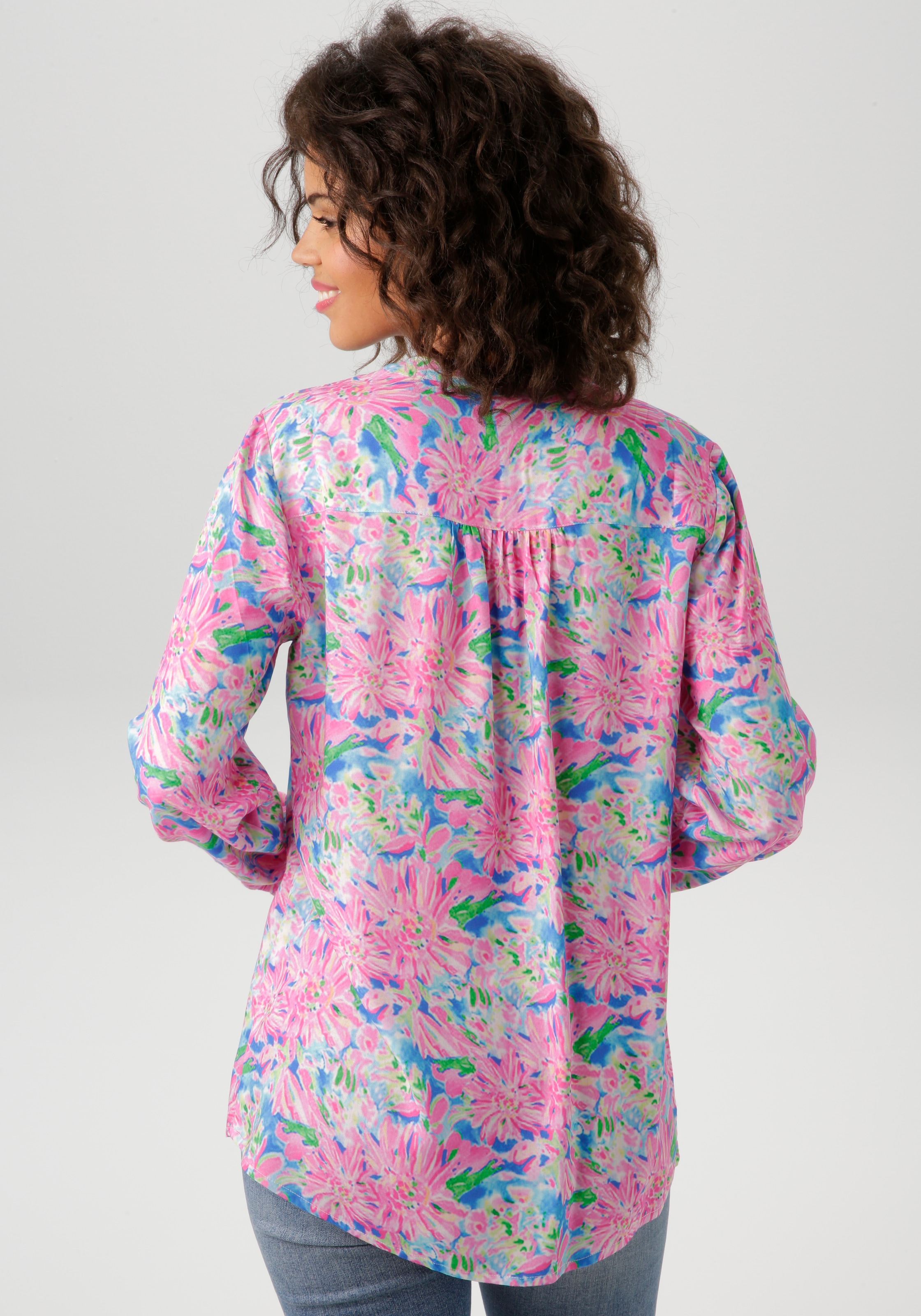 Aniston CASUAL Schlupfbluse, mit farbenfrohem, malerischen Blumendruck - NEUE KOLLEKTION