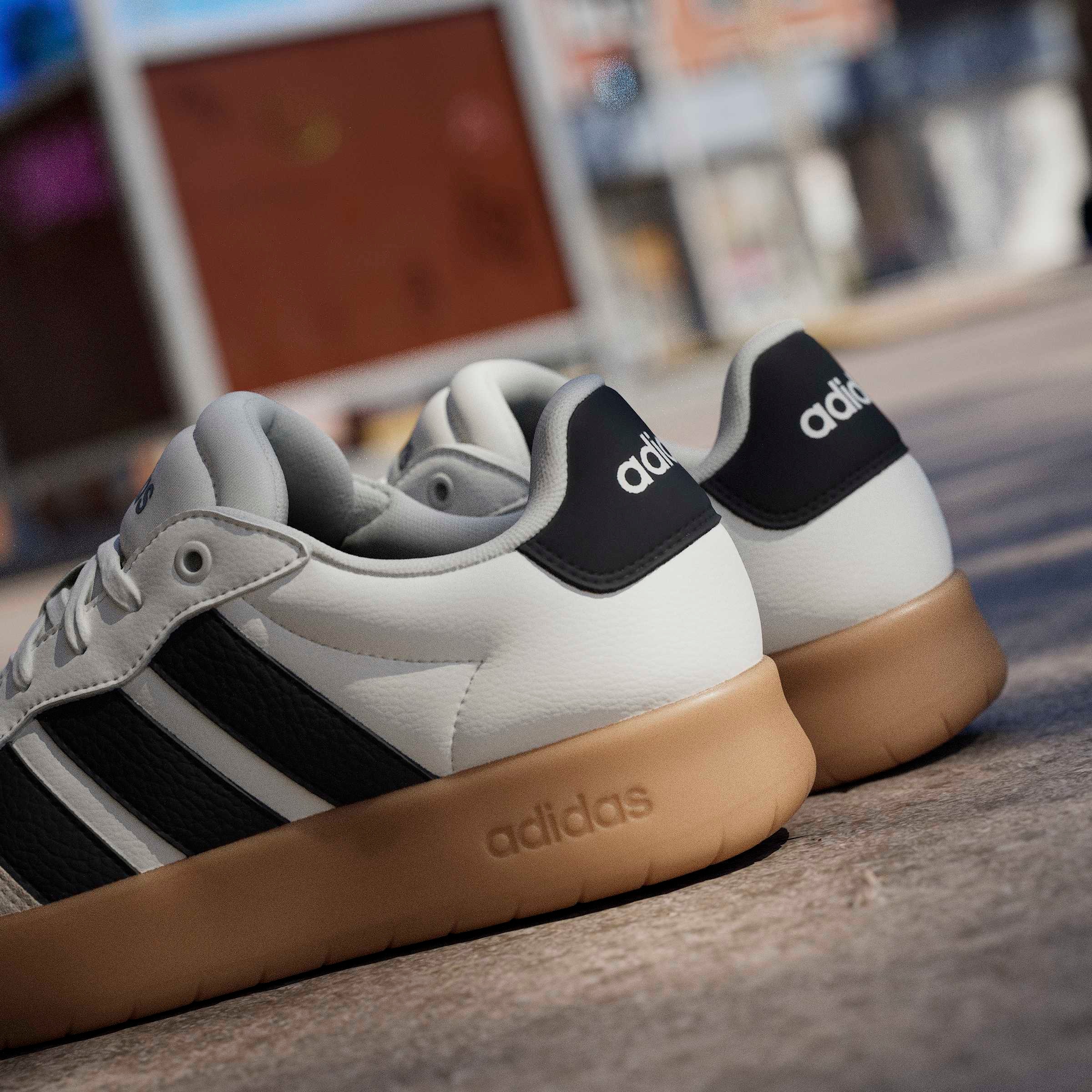 adidas Sportswear Sneaker »BARREDA«  inspiriert vom Design des adidas samba XLG