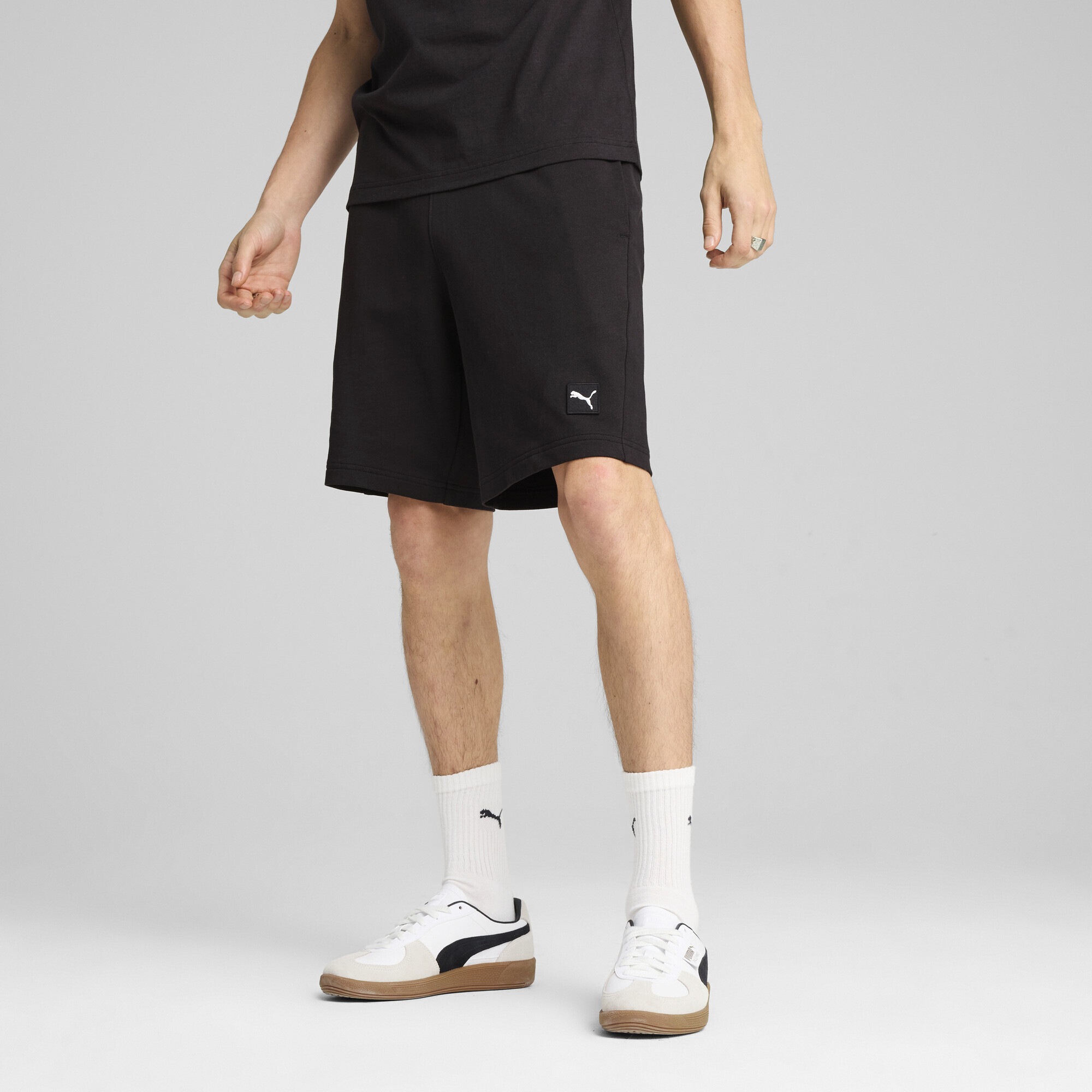PUMA Sporthose »Essentials Elevated 9" Shorts Herren«