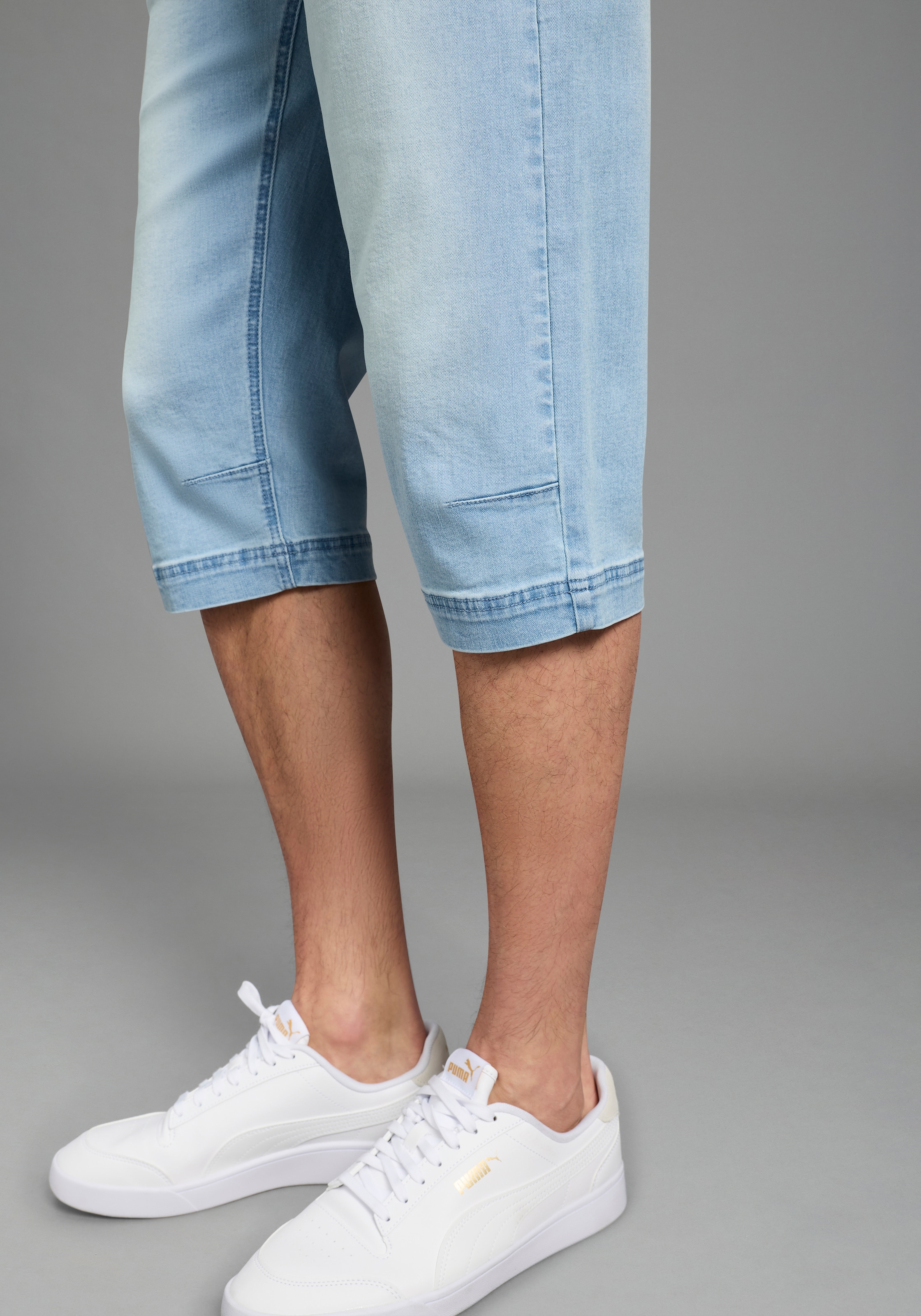 Bruno Banani Jeansbermudas Straight-Fit, normale Leibhöhe, aus elastischem Denim-Material