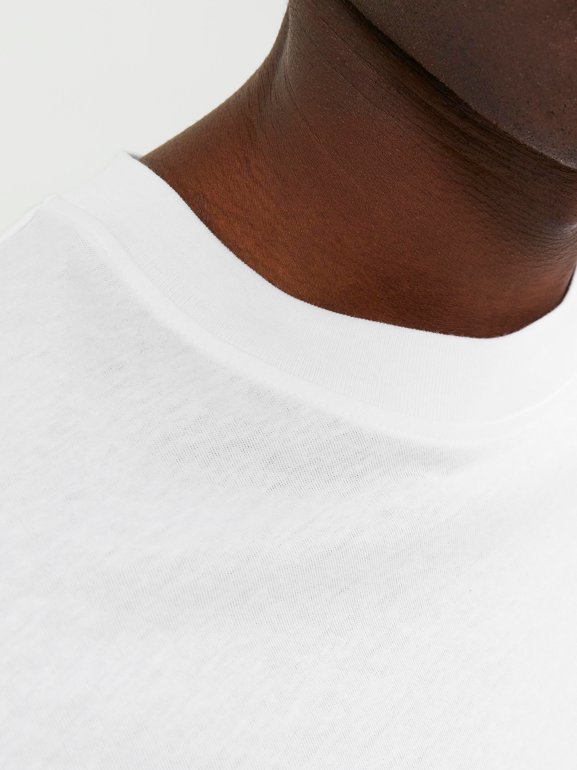 Jack & Jones Oversize-Shirt »JJEBRADLEY Oversize T-Shirt mit klassischem Rundhalsausschnitt«, mit gekämmten Jersey