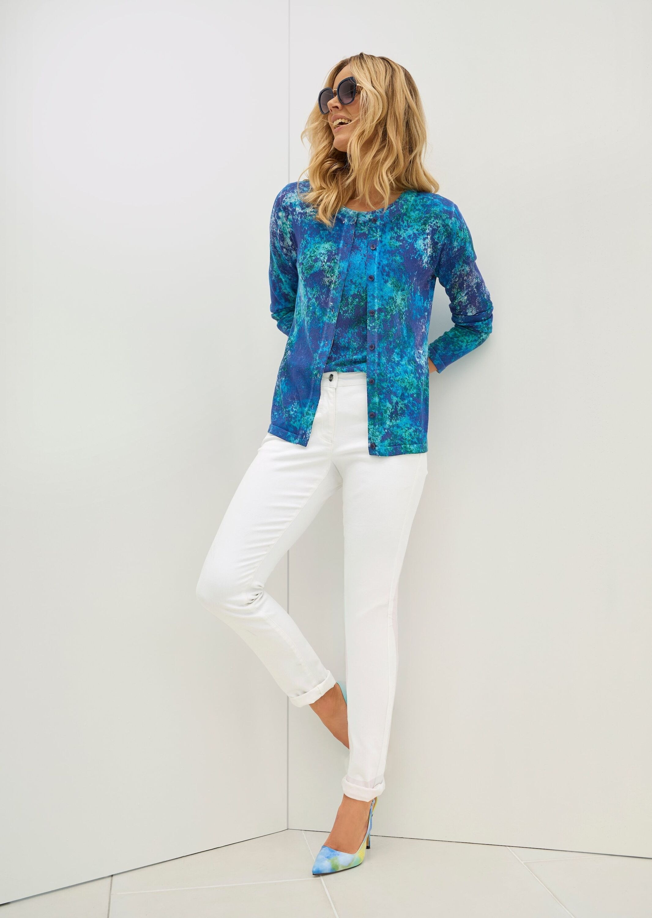 MADELEINE Strickjacke »Strickjacke Langarm Viskose-Jacke mit Knopfleiste« Durchgehende Knopfleiste