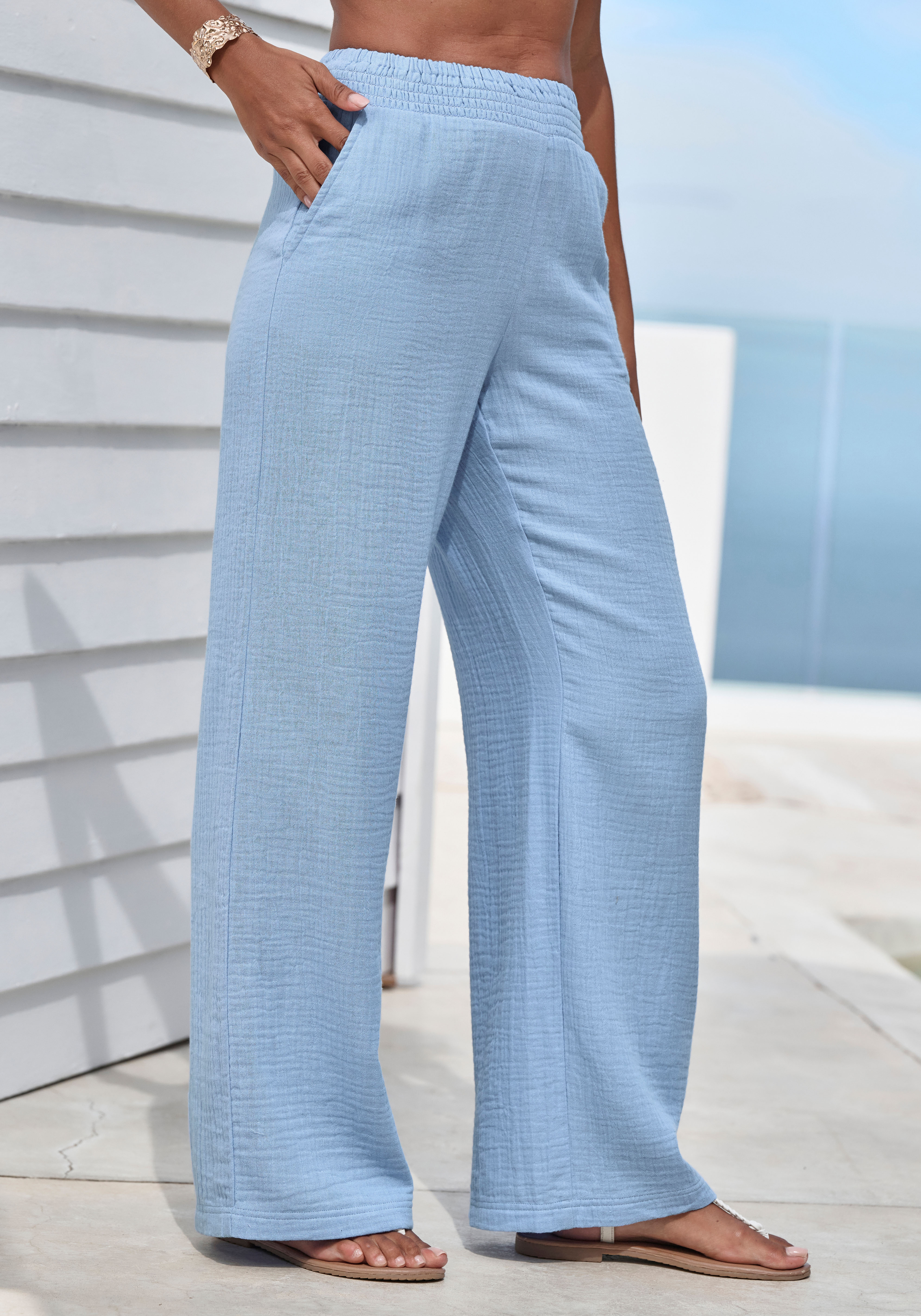 Beachtime by Lascana Schlupfhose "aus weicher Musselinware mit elastischem Bund" lange Musselinhose, luftige Strandhose mit weitem Schnitt, Sommerhose