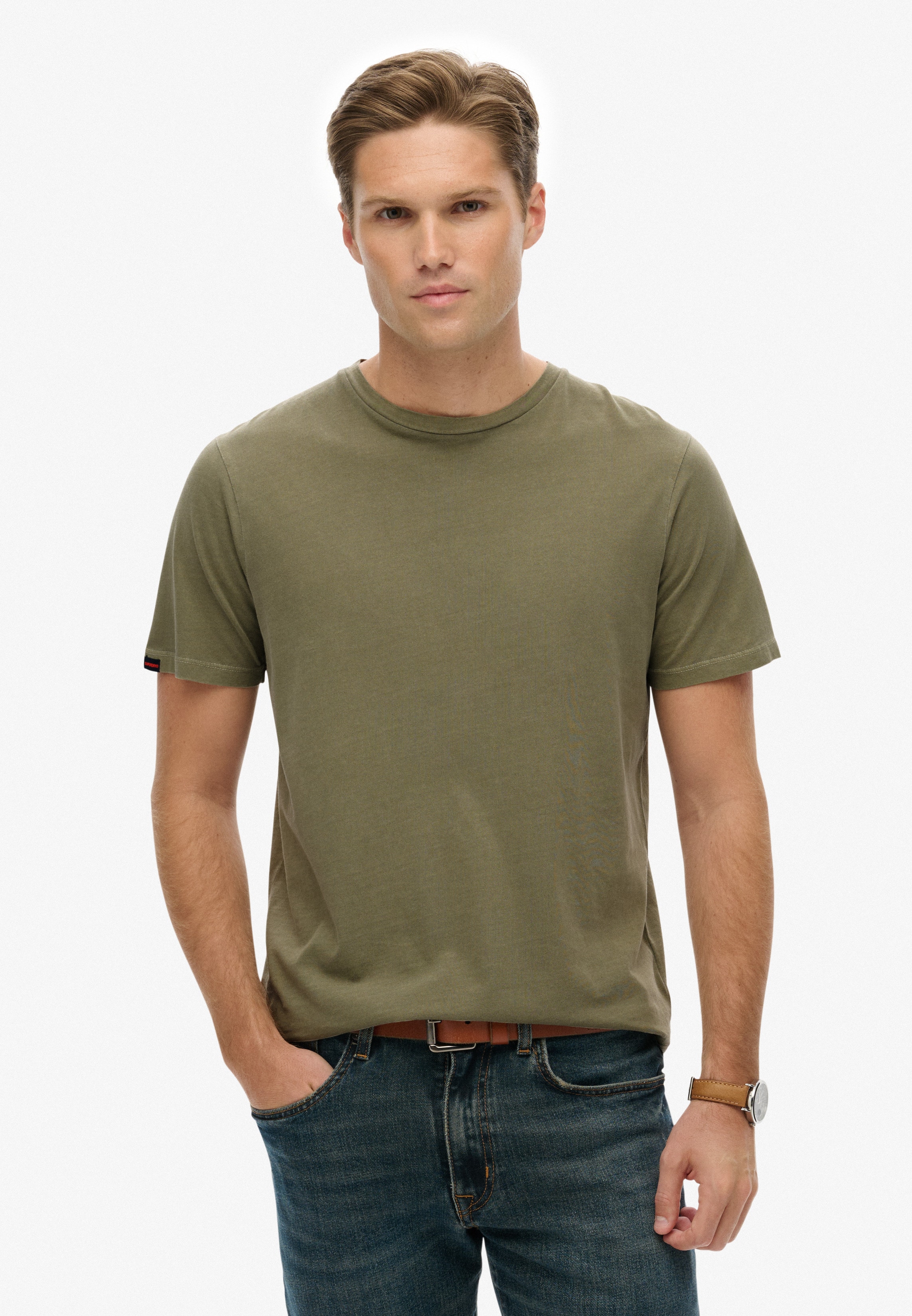 Superdry Rundhalsshirt "CLASSIC ESSENTIAL TEE" Relaxed Fit, aus Baumwolle und Single Jersey, mit Rundhalsausschnitt