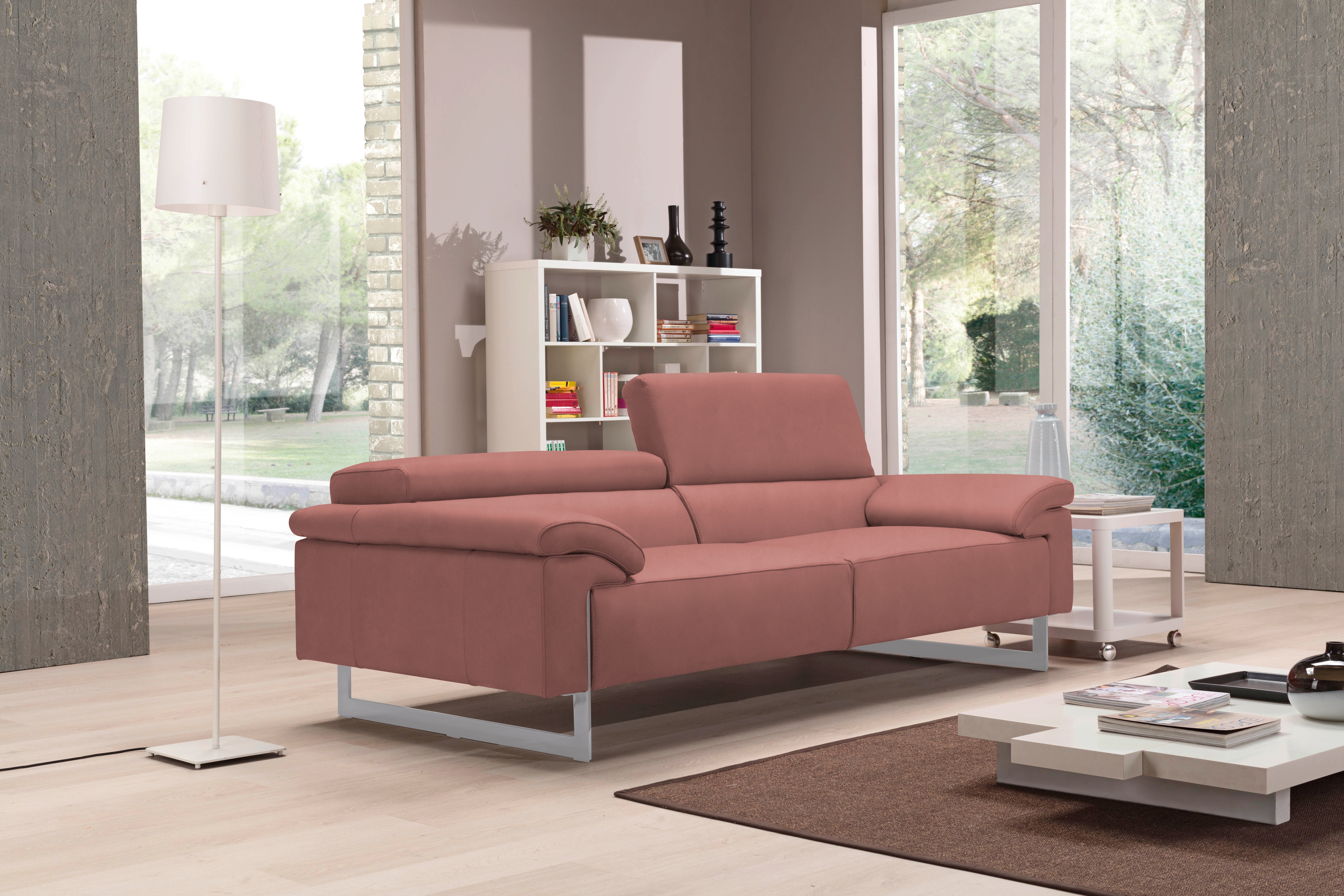 Egoitaliano 2,5-Sitzer "Malika, Designsofa mit hohem Sitzkomfort, edel und bequem" inkl. Kopfteilverstellung und chromfarbenen Metallfüßen