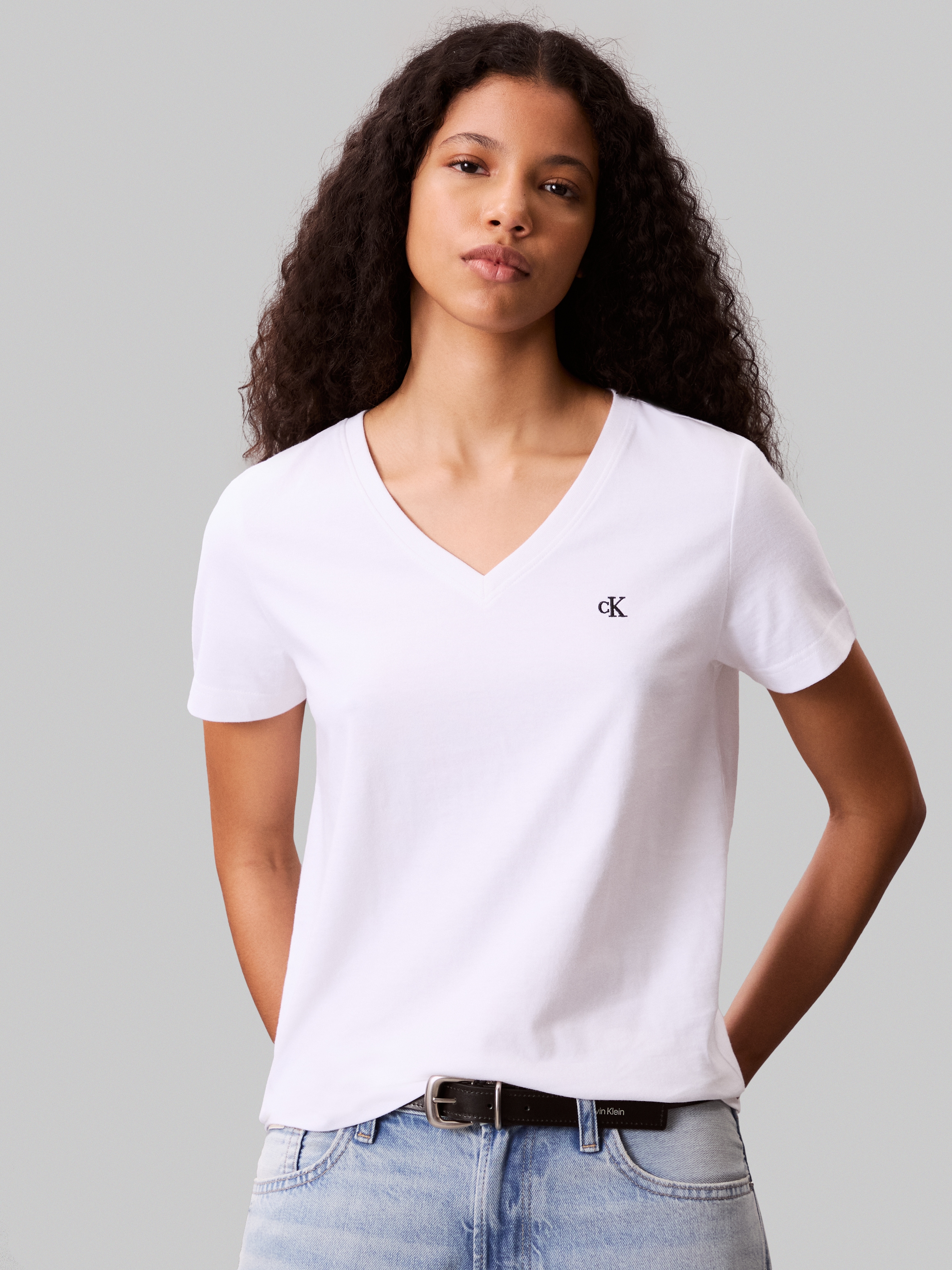 Calvin Klein Jeans T-Shirt "Archive Jersey Vnk Tee EU", Mit V-Ausschnitt günstig online kaufen