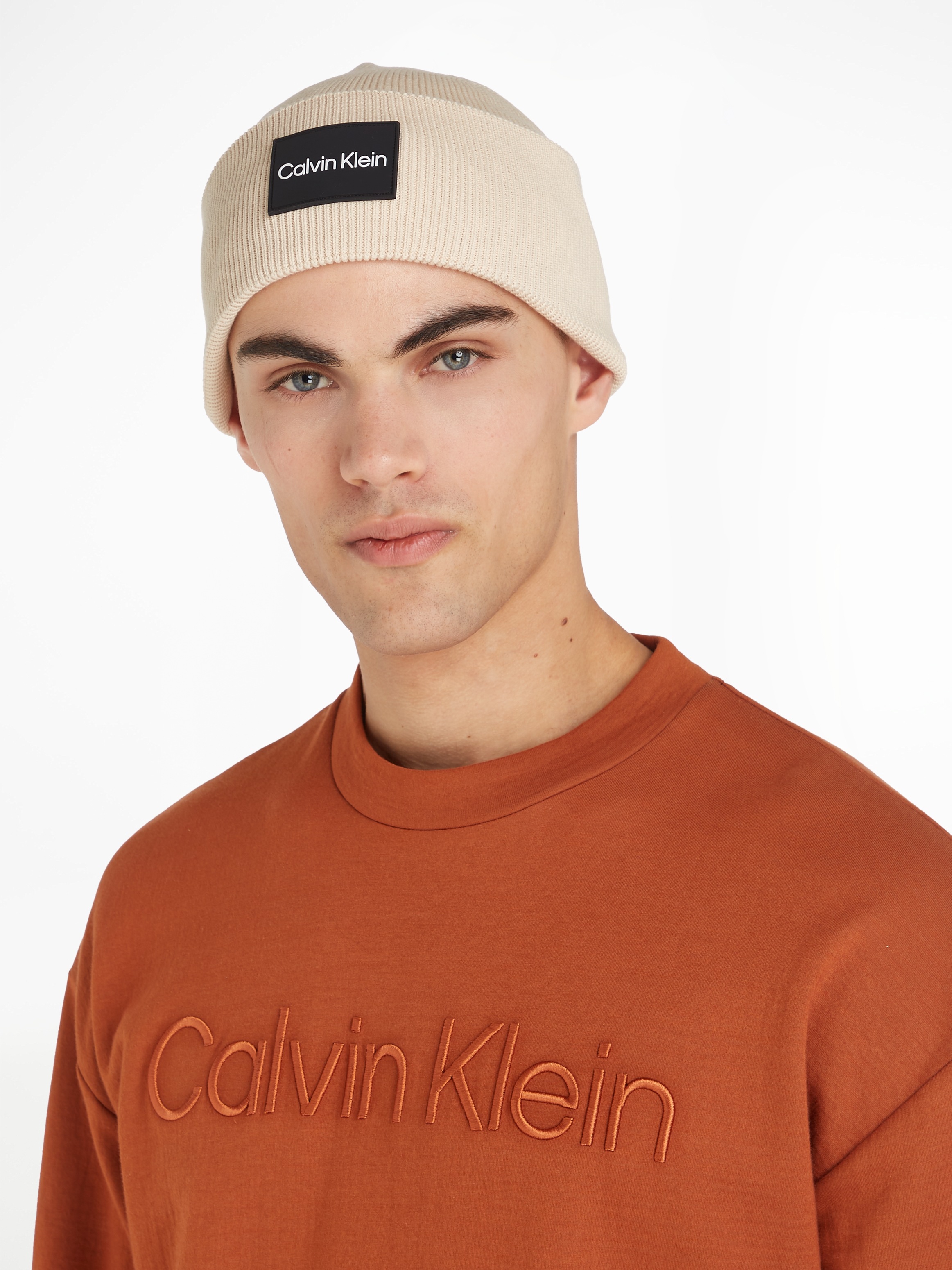 Calvin Klein Beanie »FINE COTTON Logopatch BAUR bestellen RIB BEANIE«, | mit online