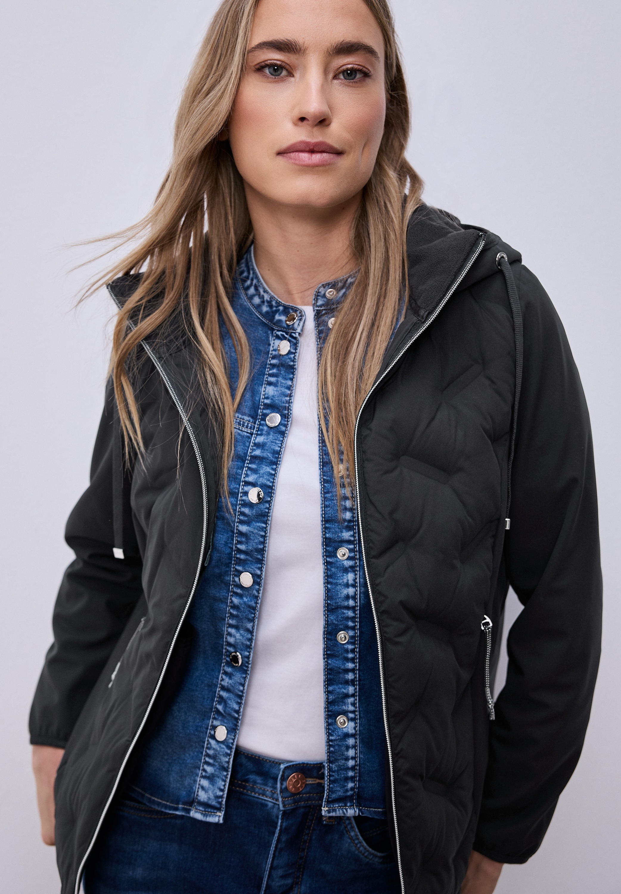 STREET ONE Steppjacke mit Kapuze mit Kapuze und Strukturmix günstig online kaufen