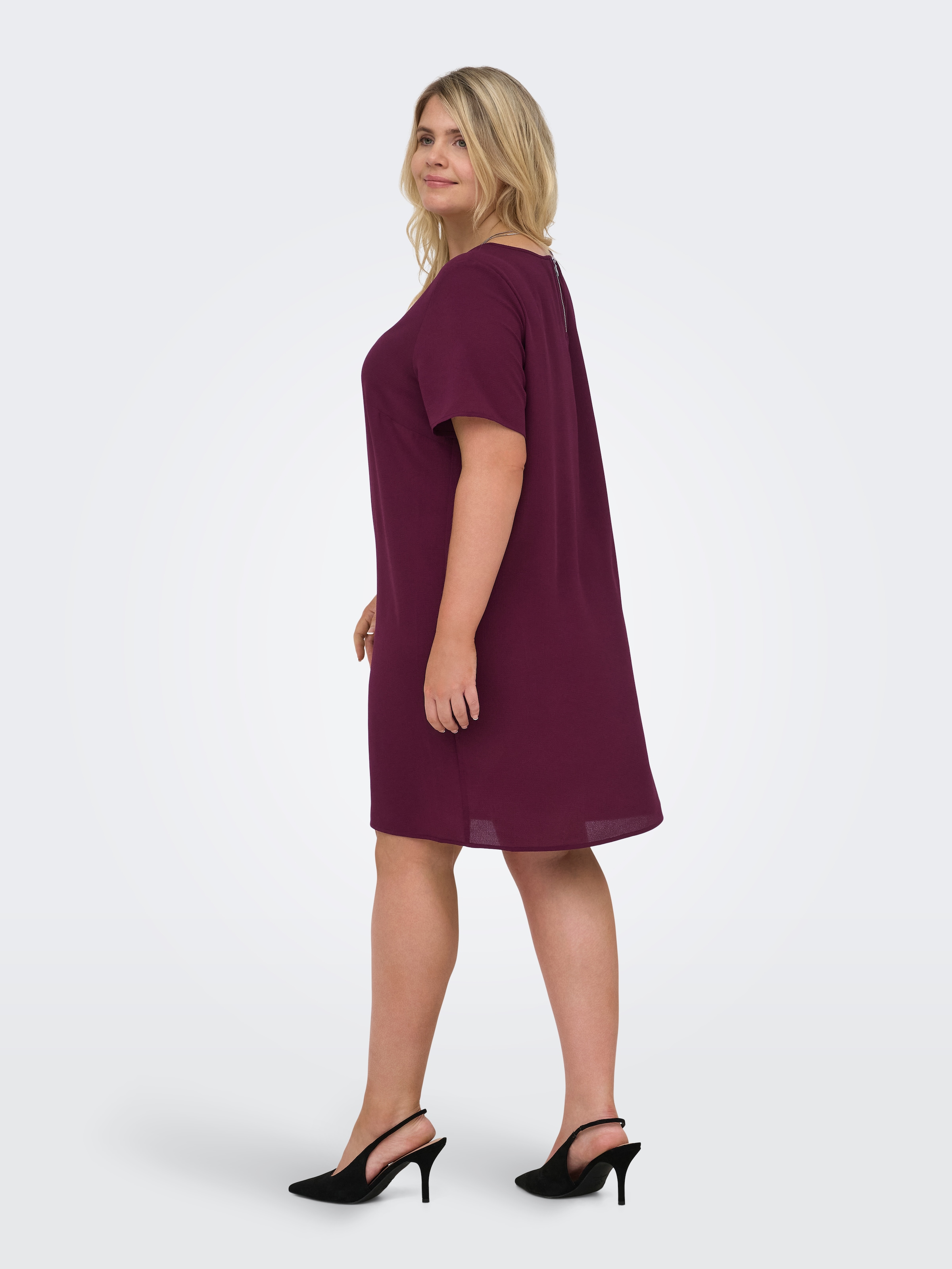 ONLY CARMAKOMA Sommerkleid »CARLUX SS TUNIC DRESS WVN NOOS« Materialmix, loose fit