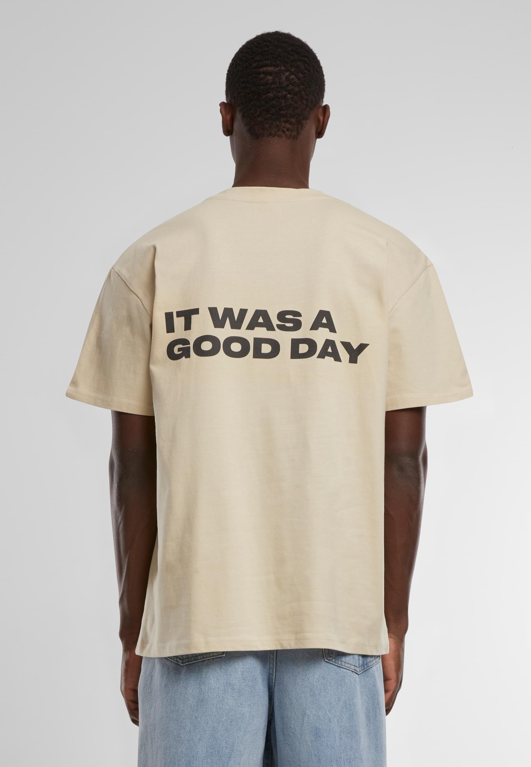MisterTee T-Shirt »MisterTee Herren Ice Cube It's a good day Oversize Tee«, (1 tlg.)