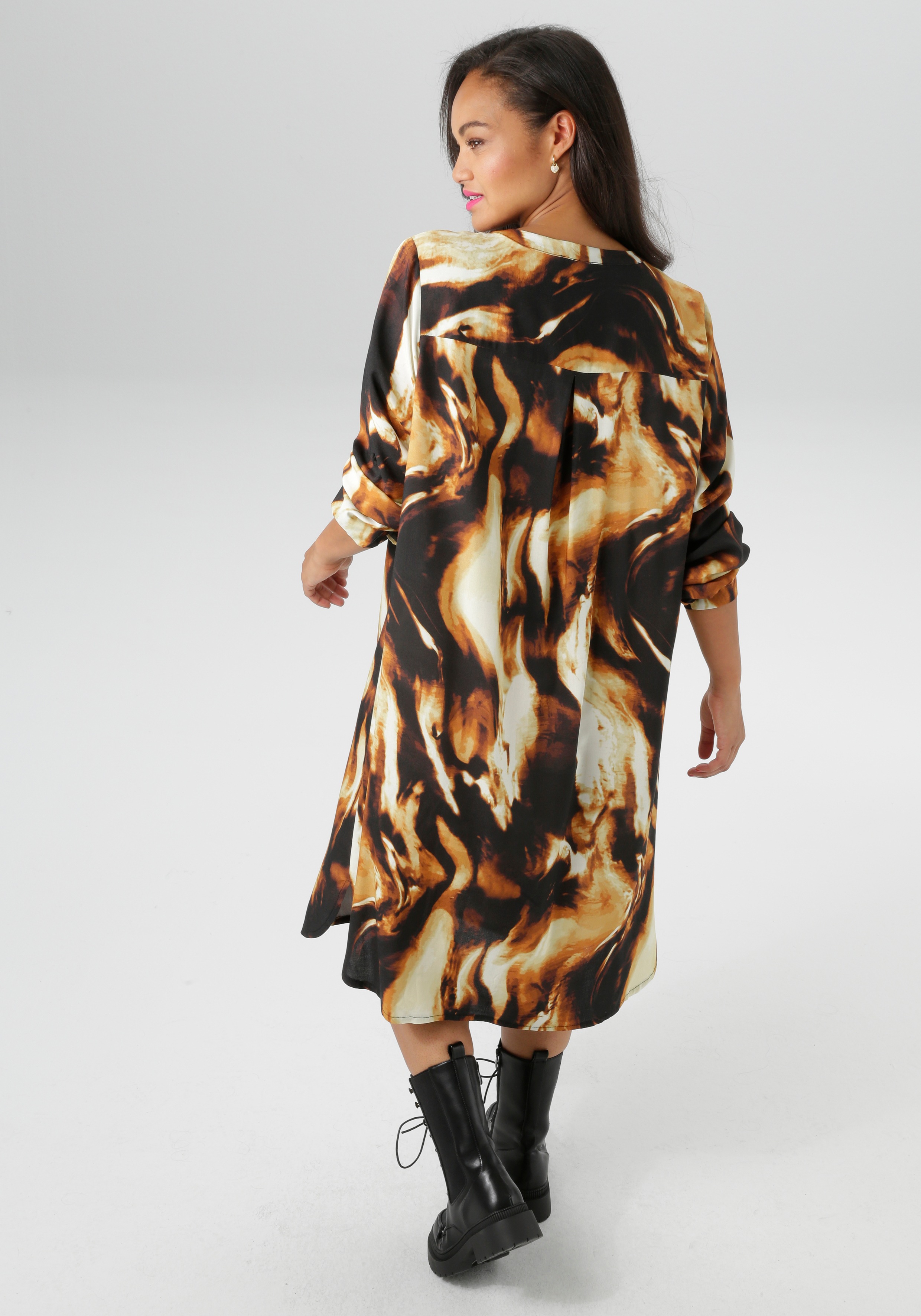 Thumbnail - Aniston PLUS Blusenkleid Eingrifftaschen in farbenfroher, großflächiger Druck - NEUE KOLLEKTION