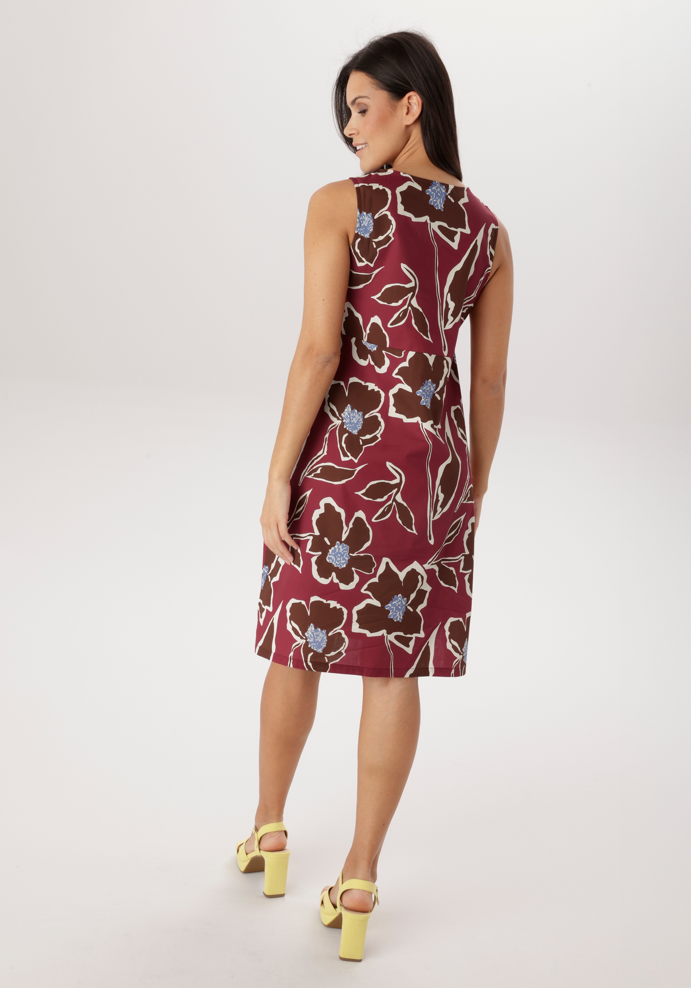 Aniston SELECTED Sommerkleid mit malerischen Blumen, Blüten und Blättern - günstig online kaufen