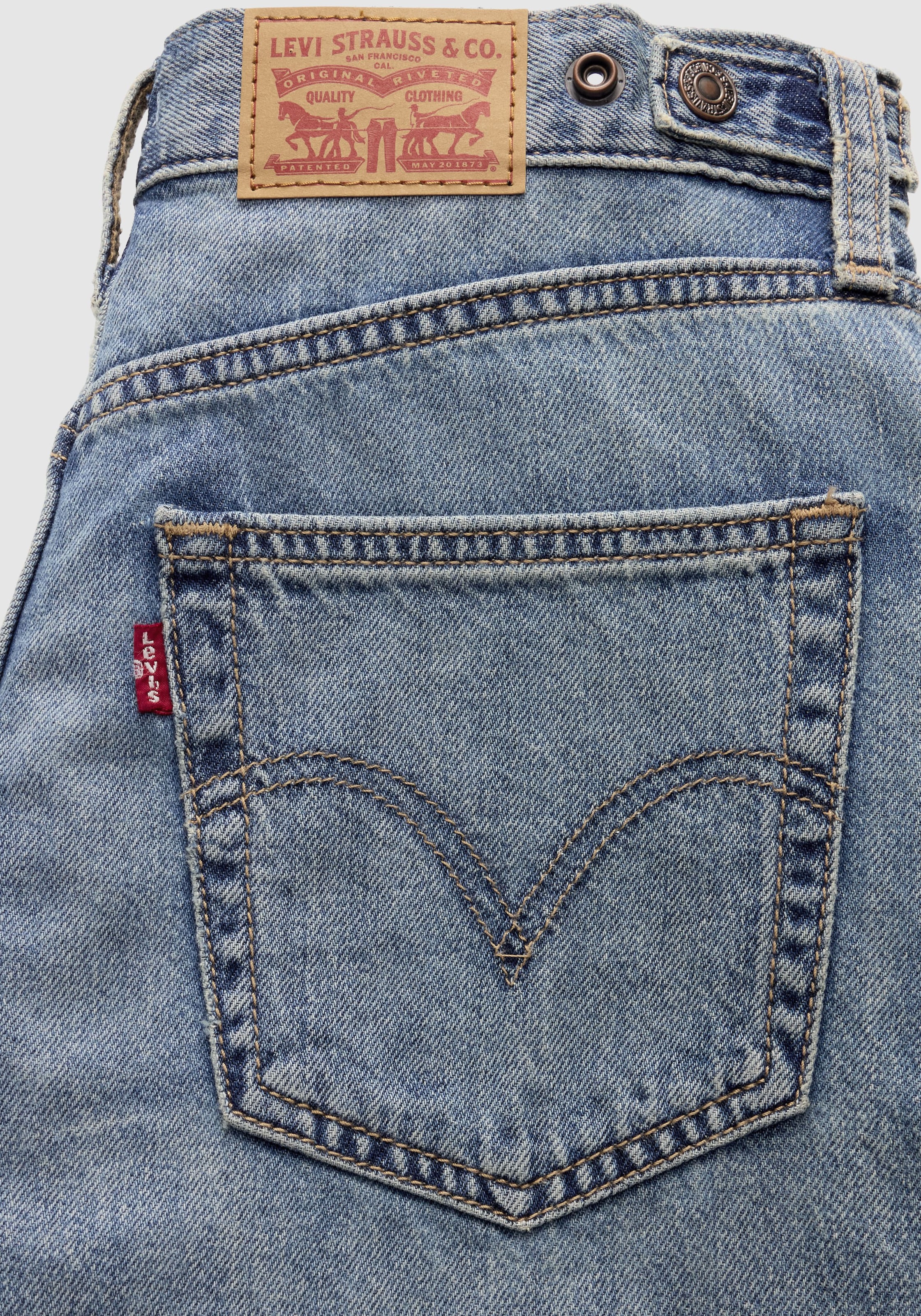 Levi's® Jeansshorts »CINCH MID THIGH SHORTS« mit hoher Leibhöhe, Baumwolldenim, loose fit