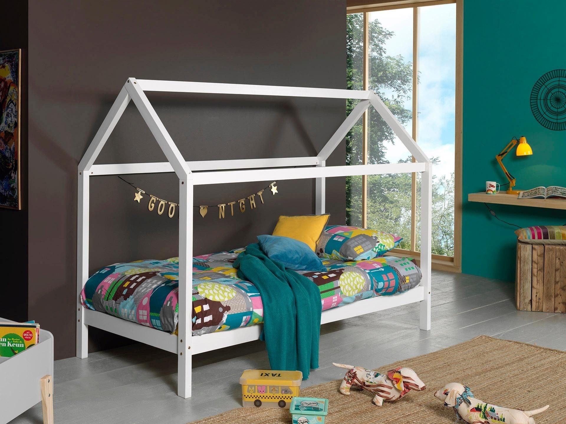 Vipack Hausbett "Dallas", (Made in Europe), Ein Hausbett in Massivholz mit Lattenrost und Bettschublade