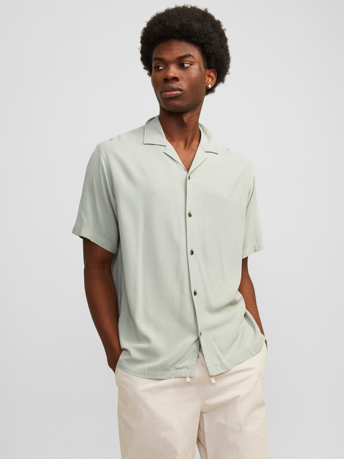 Jack & Jones Kurzarmhemd JJEJEFF SOLID RESORT SHIRT SS SN günstig online kaufen