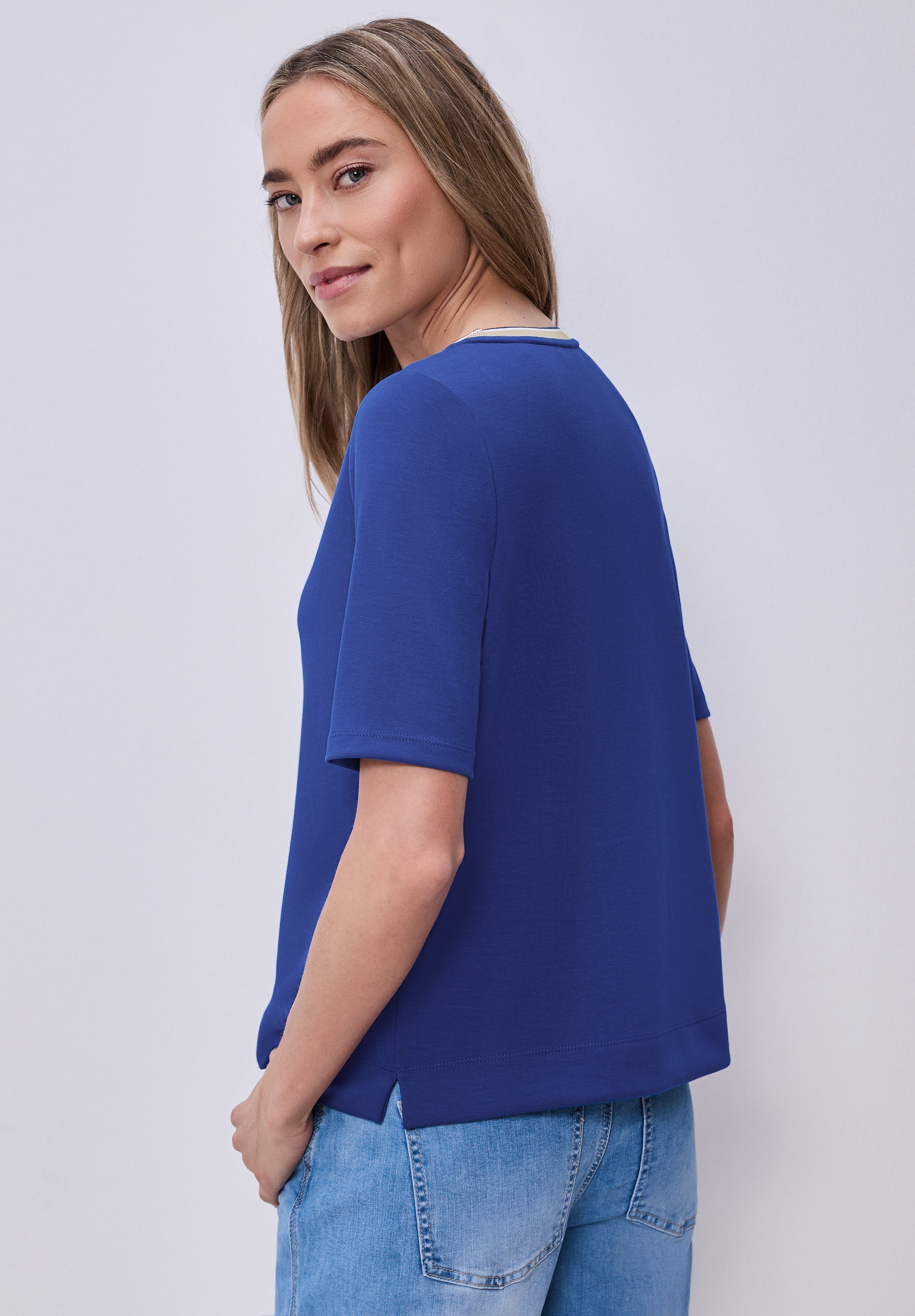 STREET ONE Rundhalsshirt mit Kontrastdetail