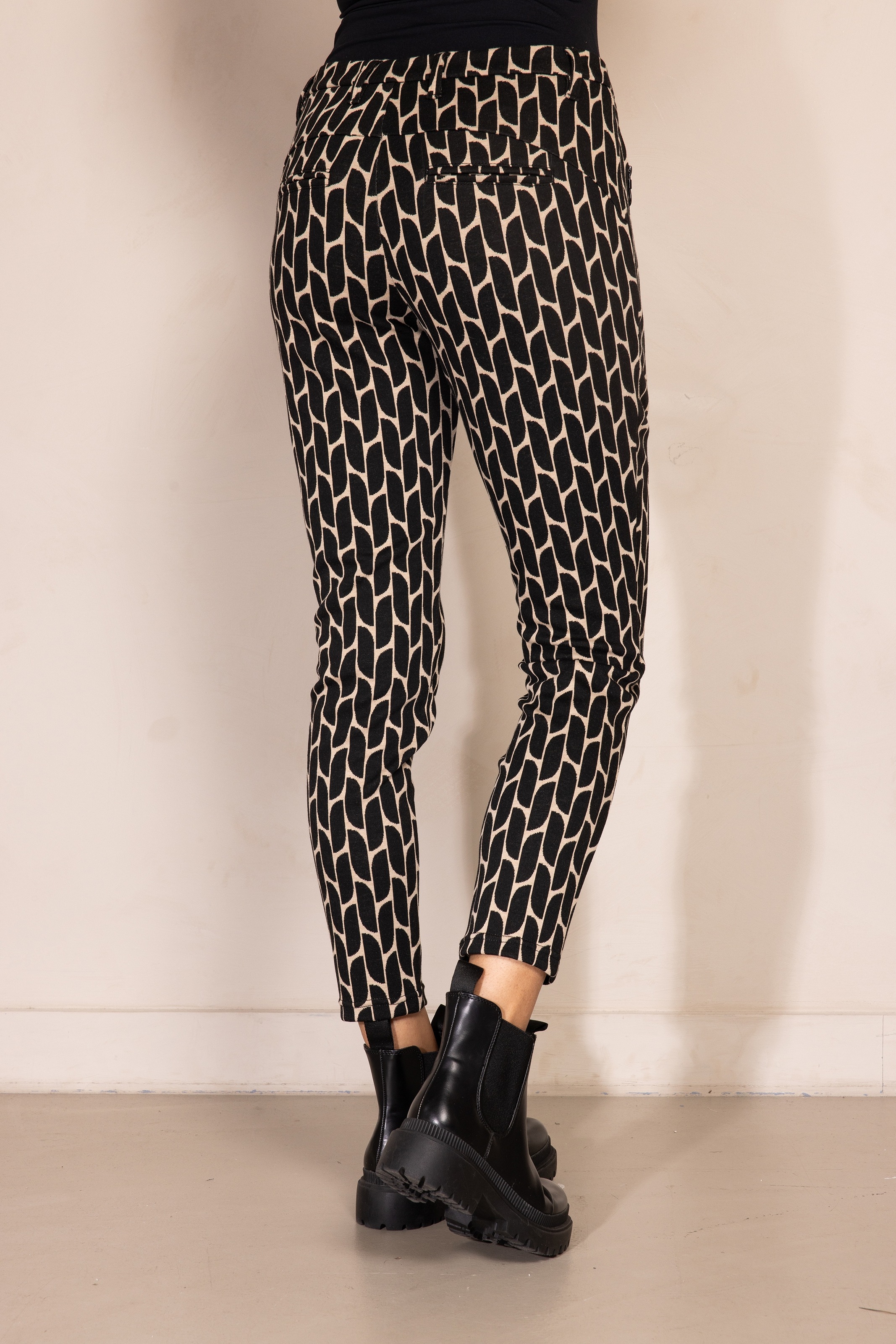 Zhrill 7/8-Hose "ZHCHIARA", Grafisches Allover-Muster, Slim Fit, knöchellan günstig online kaufen