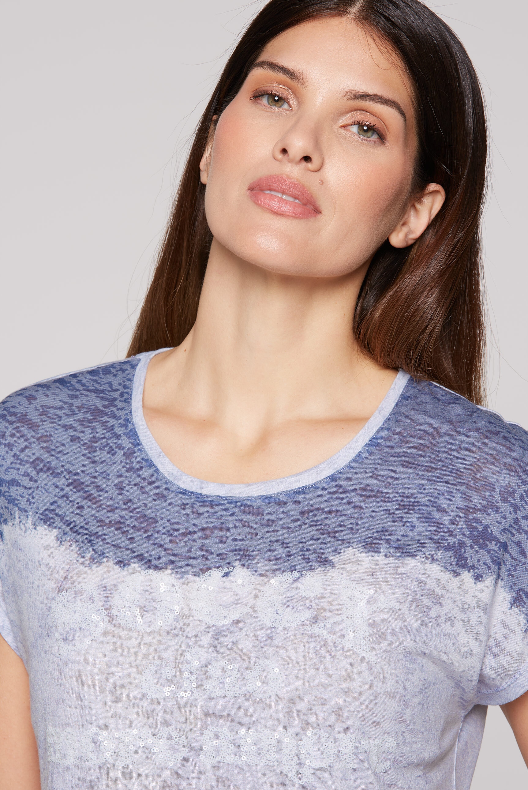 SOCCX Rundhalsshirt, mit Ausbrenner-Effekten
