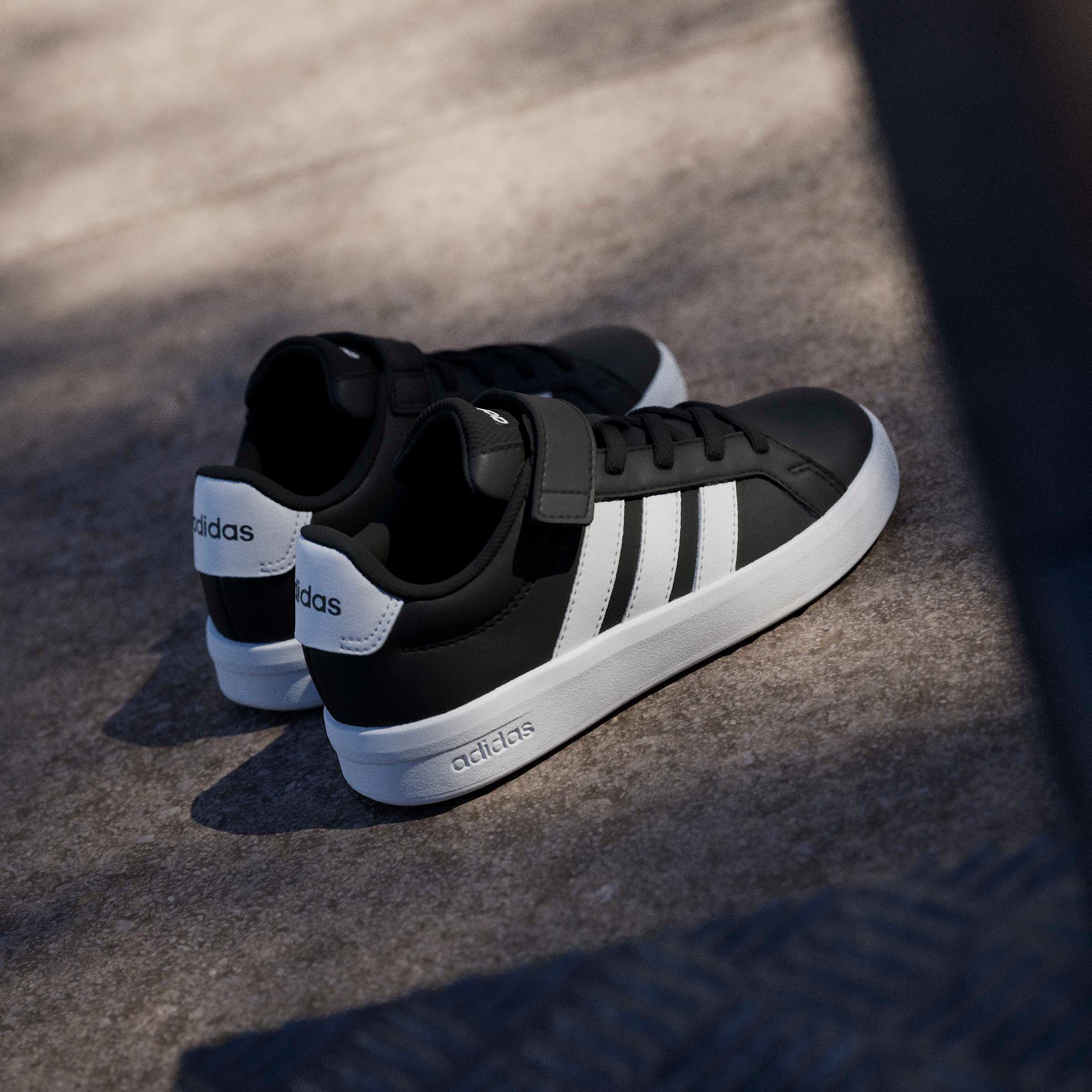 adidas Sportswear 1100000002199 »GRAND COURT 3.0  FÜR KINDER«  mit Klettverschluss, für Kinder