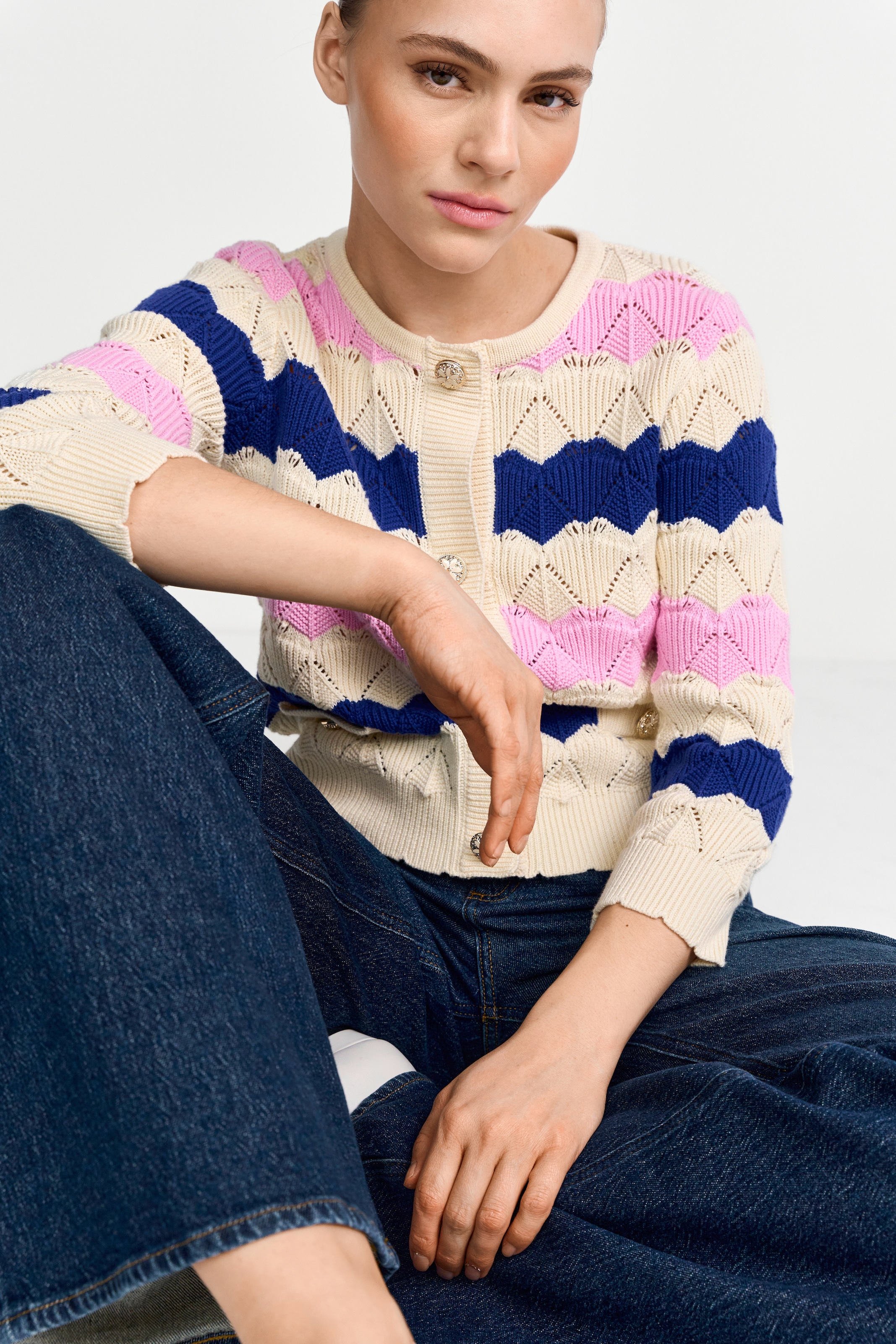 RICHROYAL Ajourstrickjacke kastige Form, Schmuckknöpfe günstig online kaufen