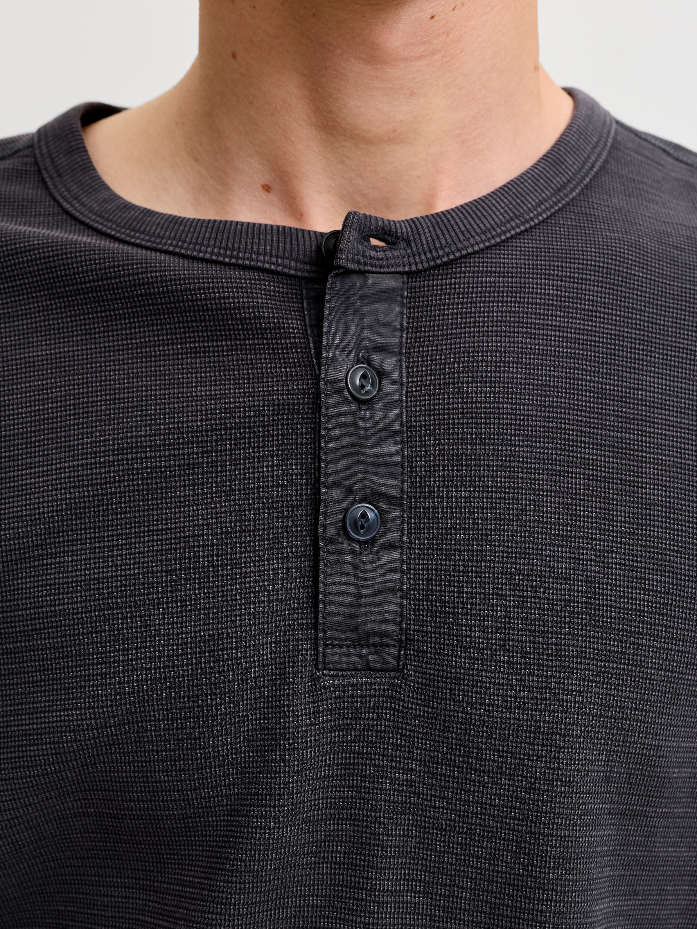 Jack & Jones PlusSize Langarmshirt »JPRBLUAARON LS HENLEY TEE PLS« Baumwollmischung, regular fit