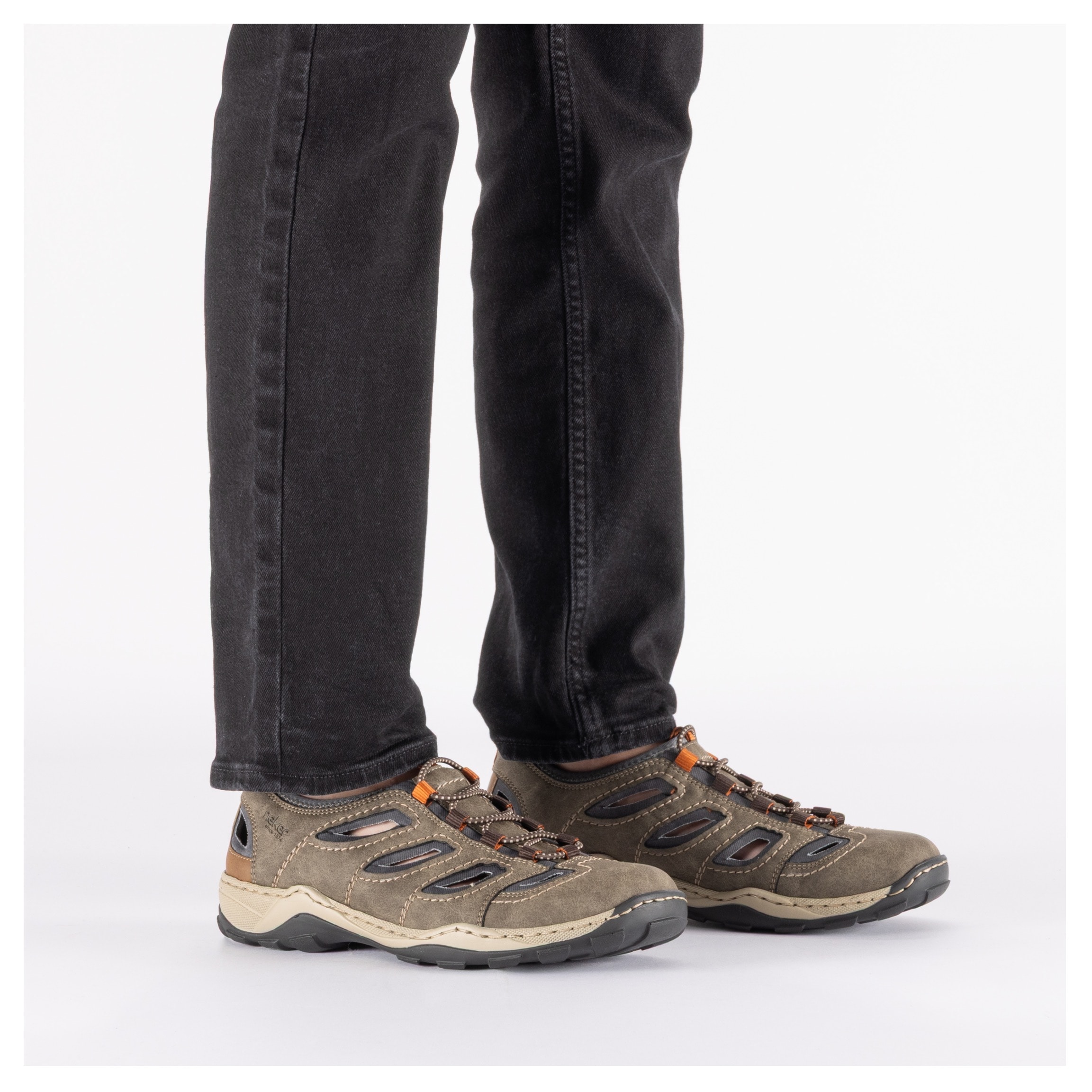 Rieker Slipper  Trekking Schuh, Sandale, Sommerschuh mit praktischem Gummizug