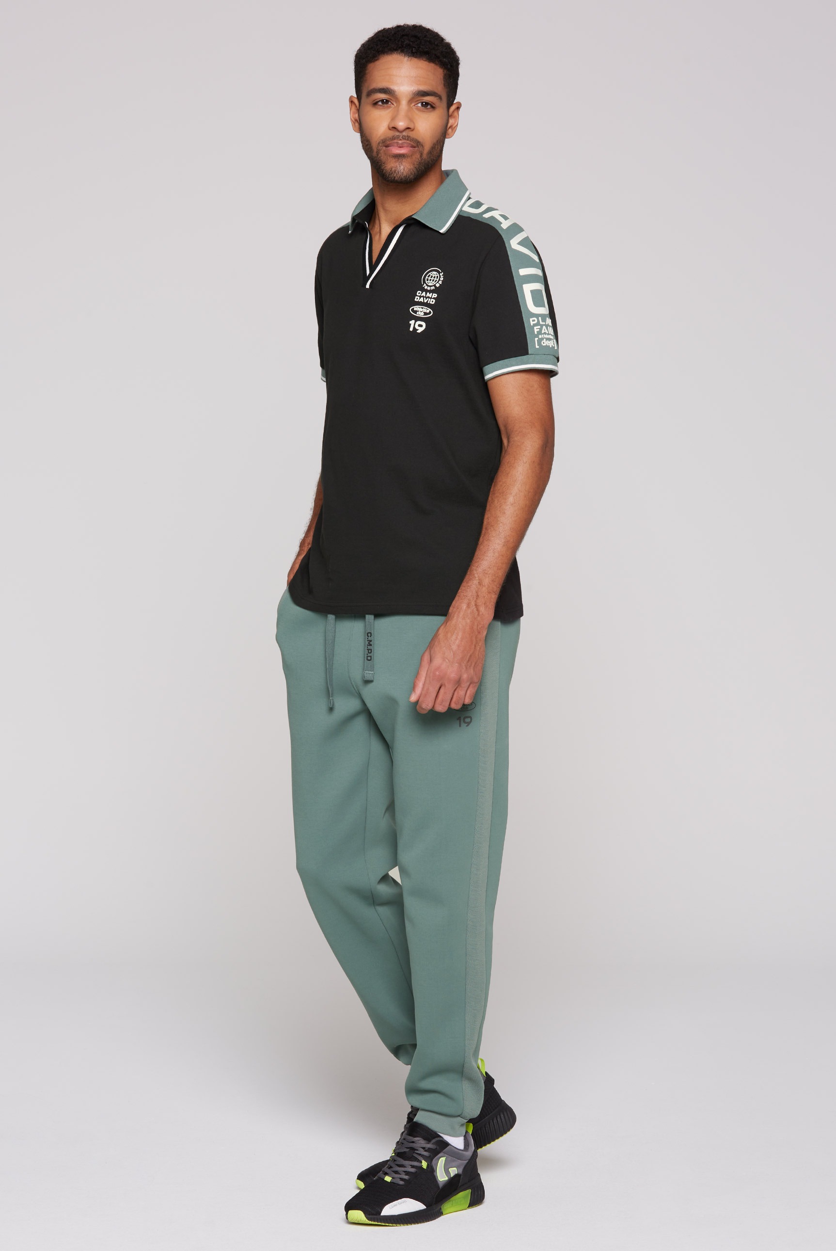 CAMP DAVID Poloshirt, mit V-Ausschnitt