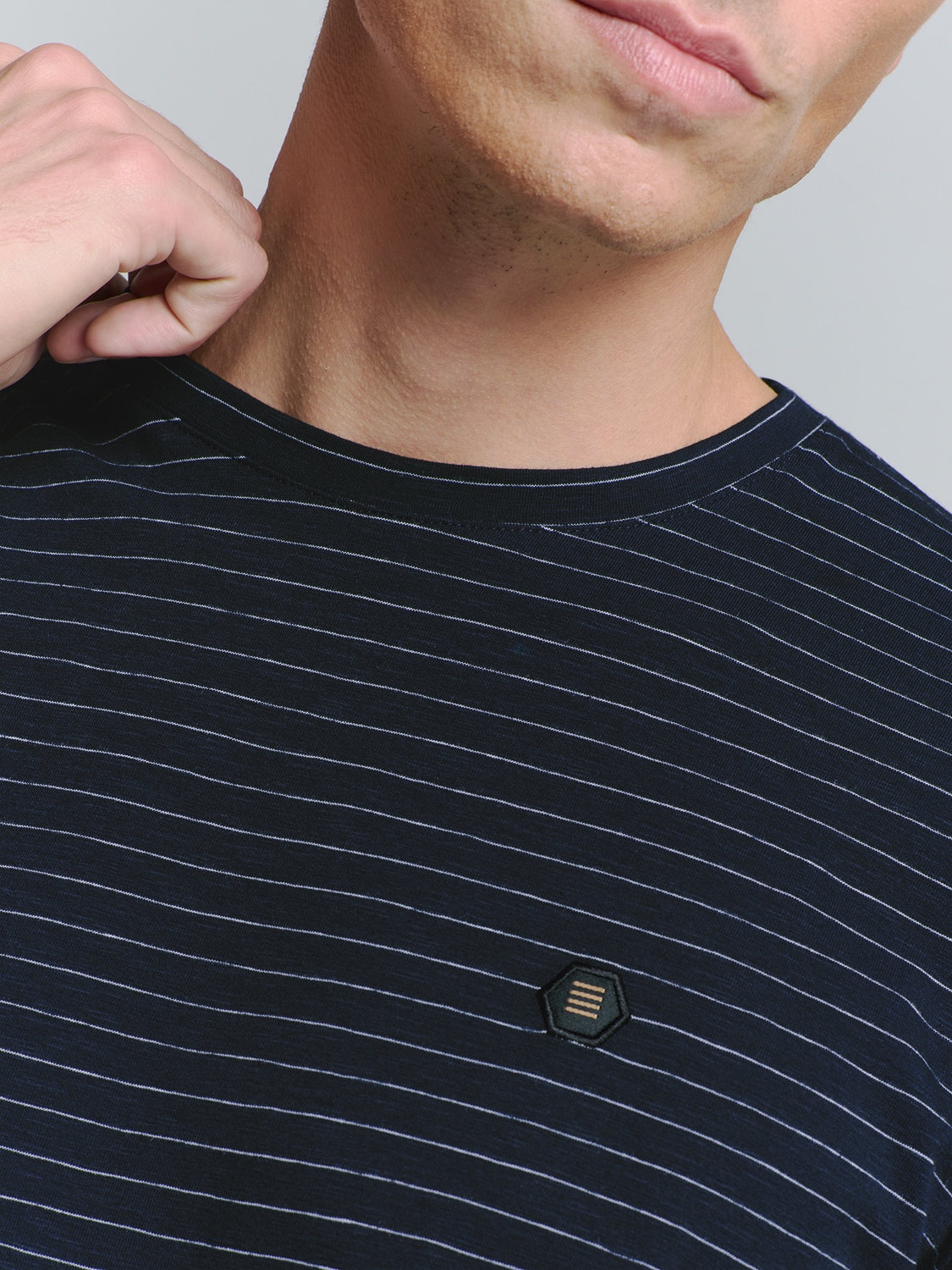 NO EXCESS T-Shirt »No Excess Crewneck T-Shirt«