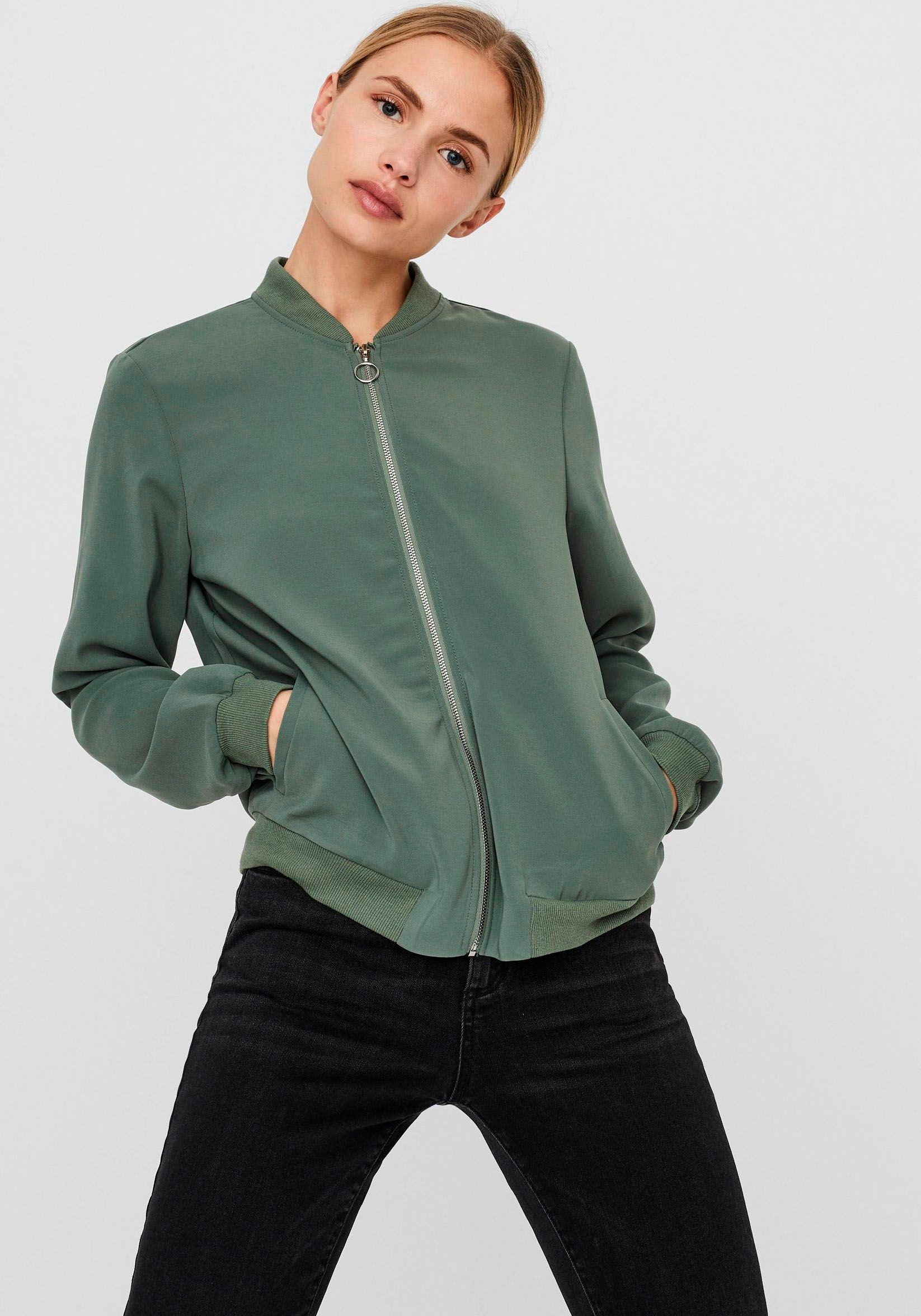 Vero Moda Bomberjacke "VMCOCO L/S BOMBER NOOS", in modisch kurzer Form günstig online kaufen