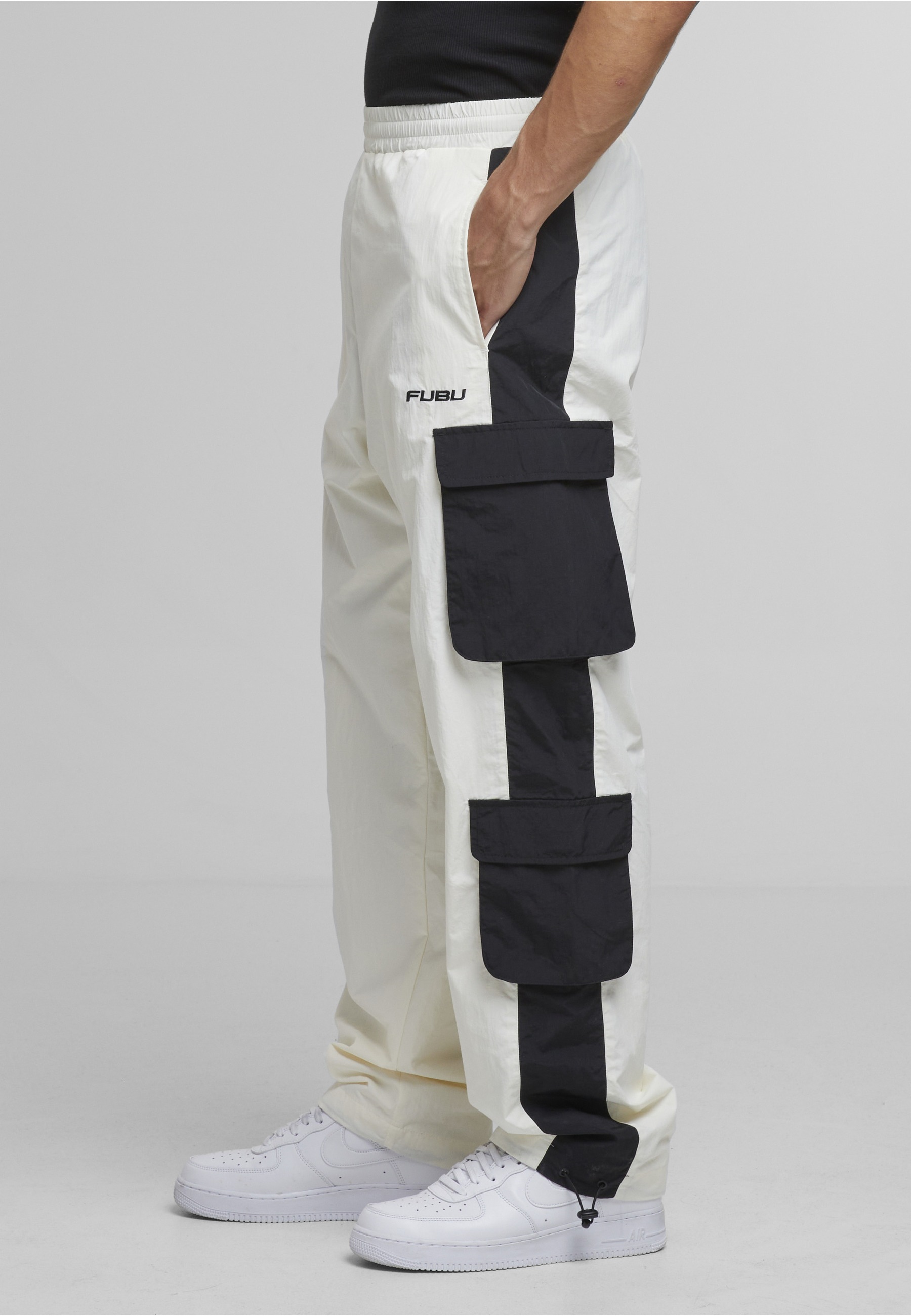 Fubu Hosenanzug »Fubu Fubu Corporate Cargo Trackpants« 
