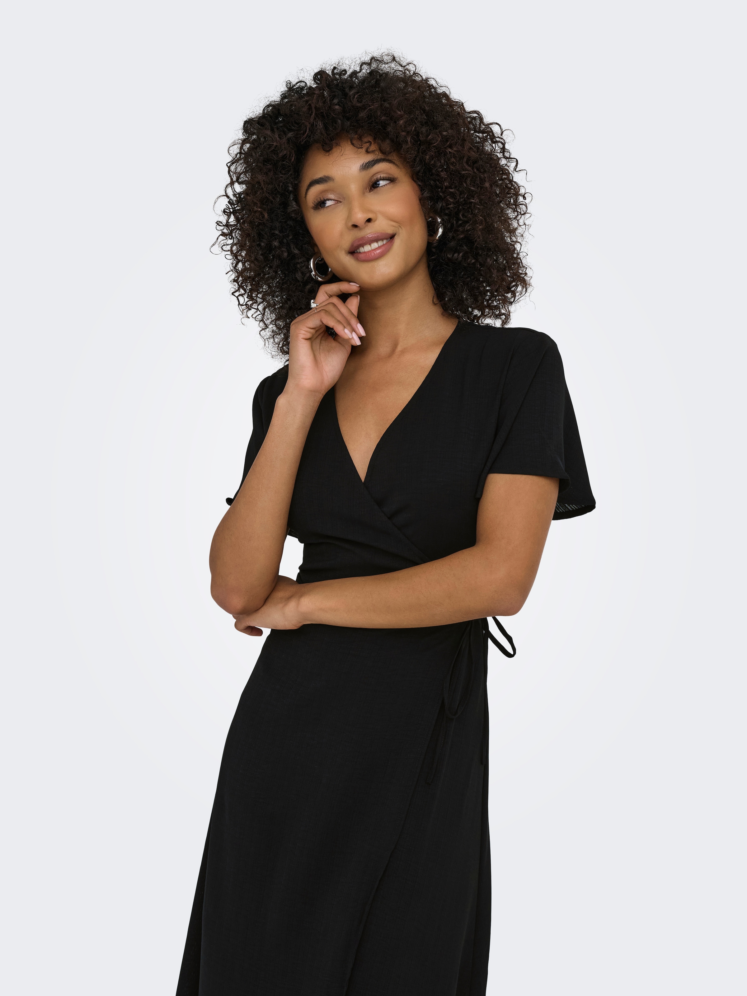 ONLY Wickelkleid "ONLCALI LIFE S/S WRAP DRESS WVN NOOS" Kunstfaser, regular fit, V-Ausschnitt