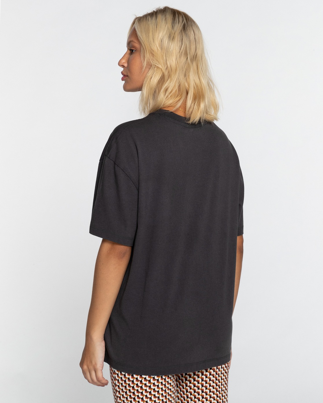 Billabong T-Shirt "Midnight Blooms" günstig online kaufen