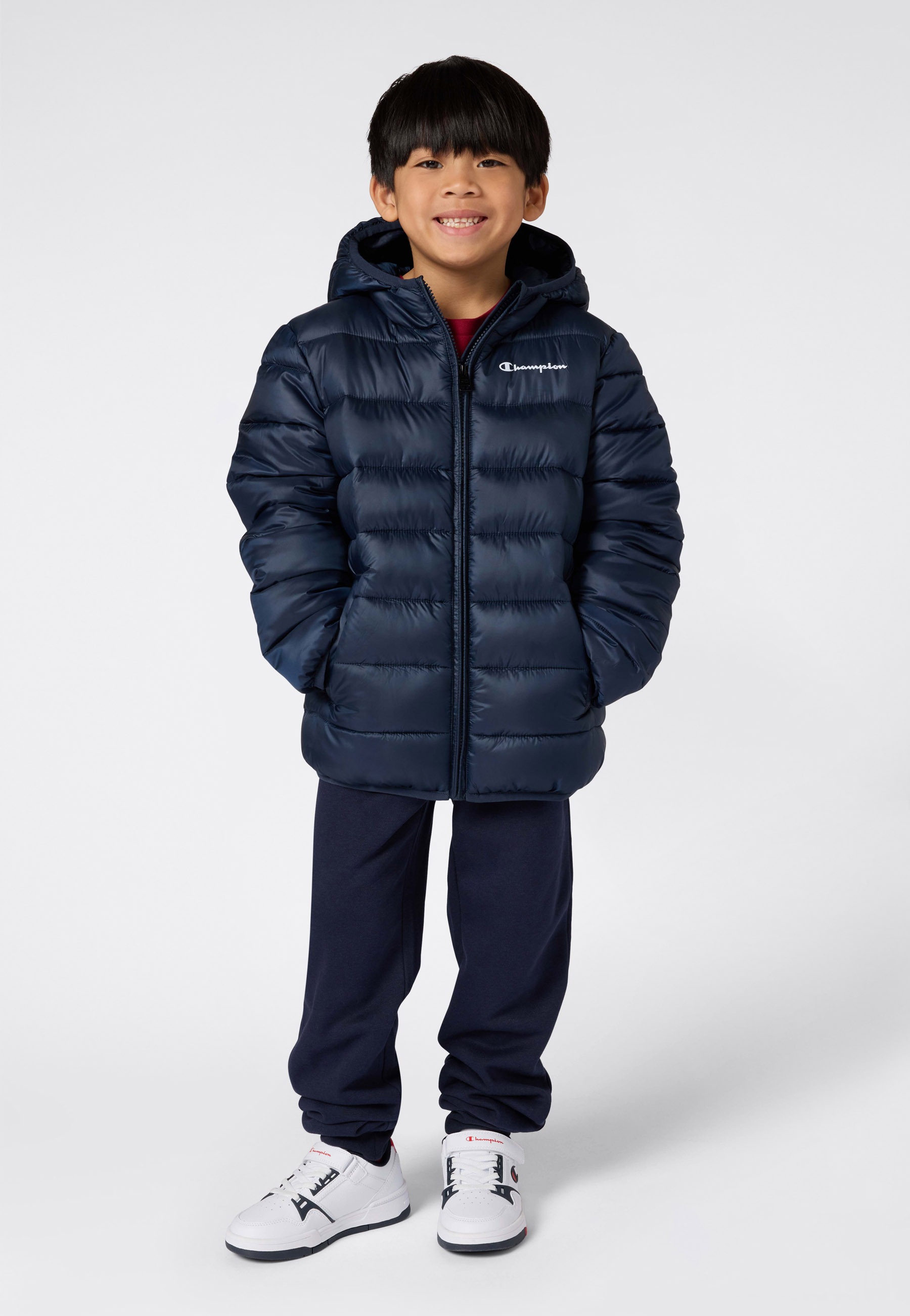 Thumbnail - Champion Steppjacke "SPORTWEAR JACKET Standard Fit" mit verstellbarer Kapuze, aus Polyester, anliegende Passform