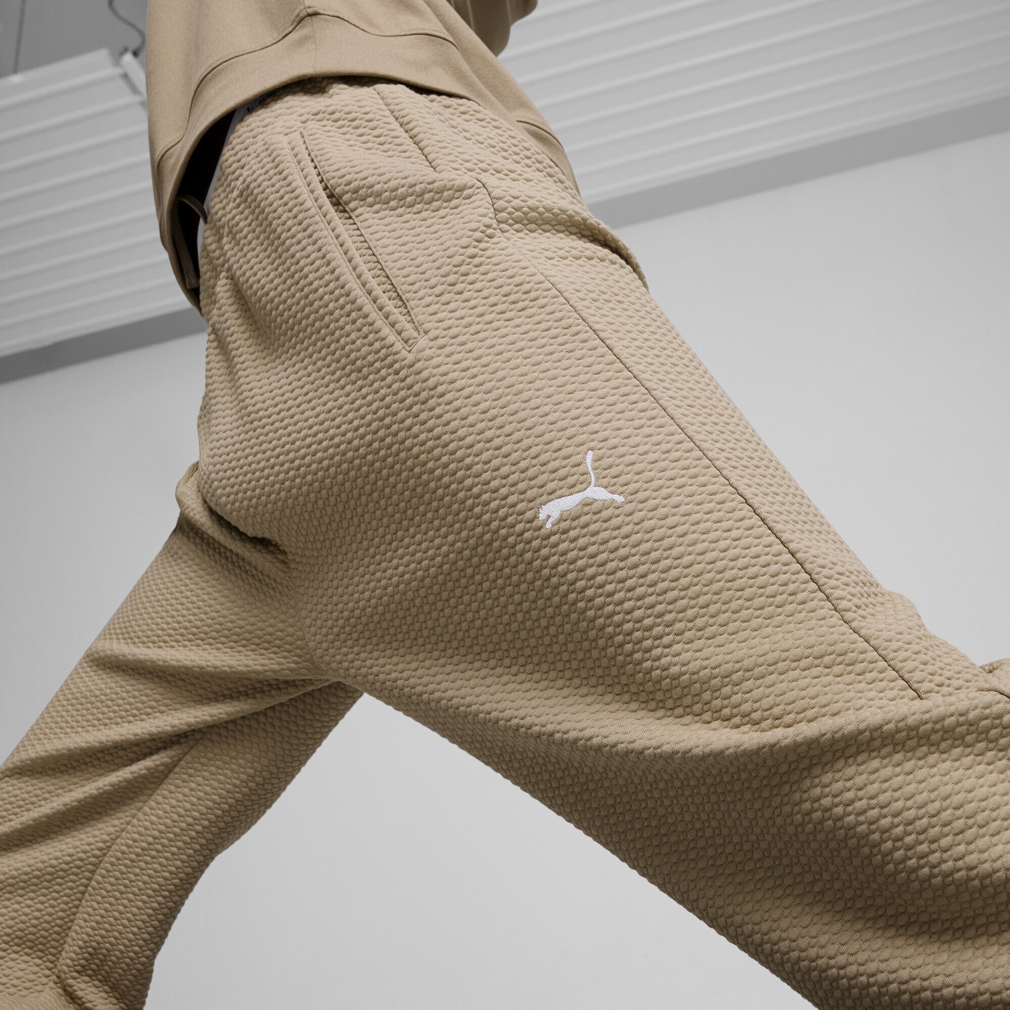 PUMA Yogahose »STUDIO Texture Hose Herren«