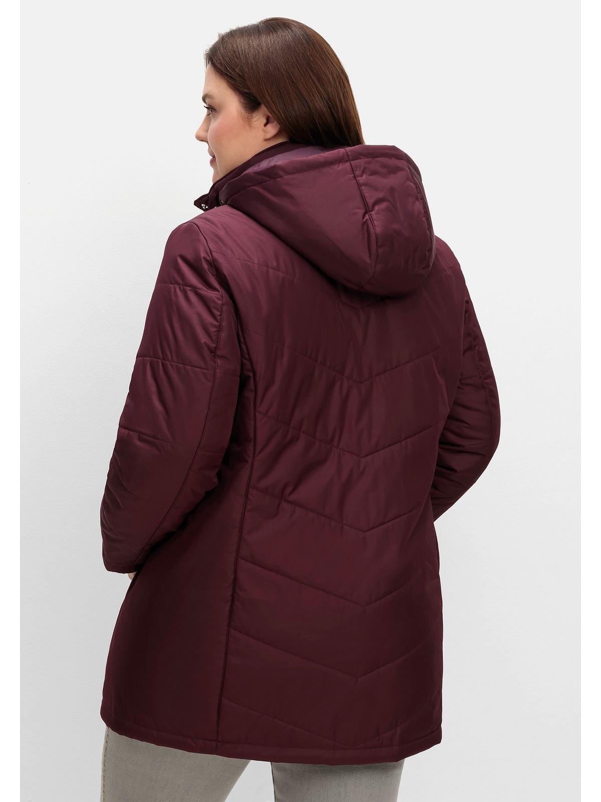 Sheego Steppjacke »Große Größen«, mit Kapuze, mit abnehmbarer Kapuze und wärmender Wattierung