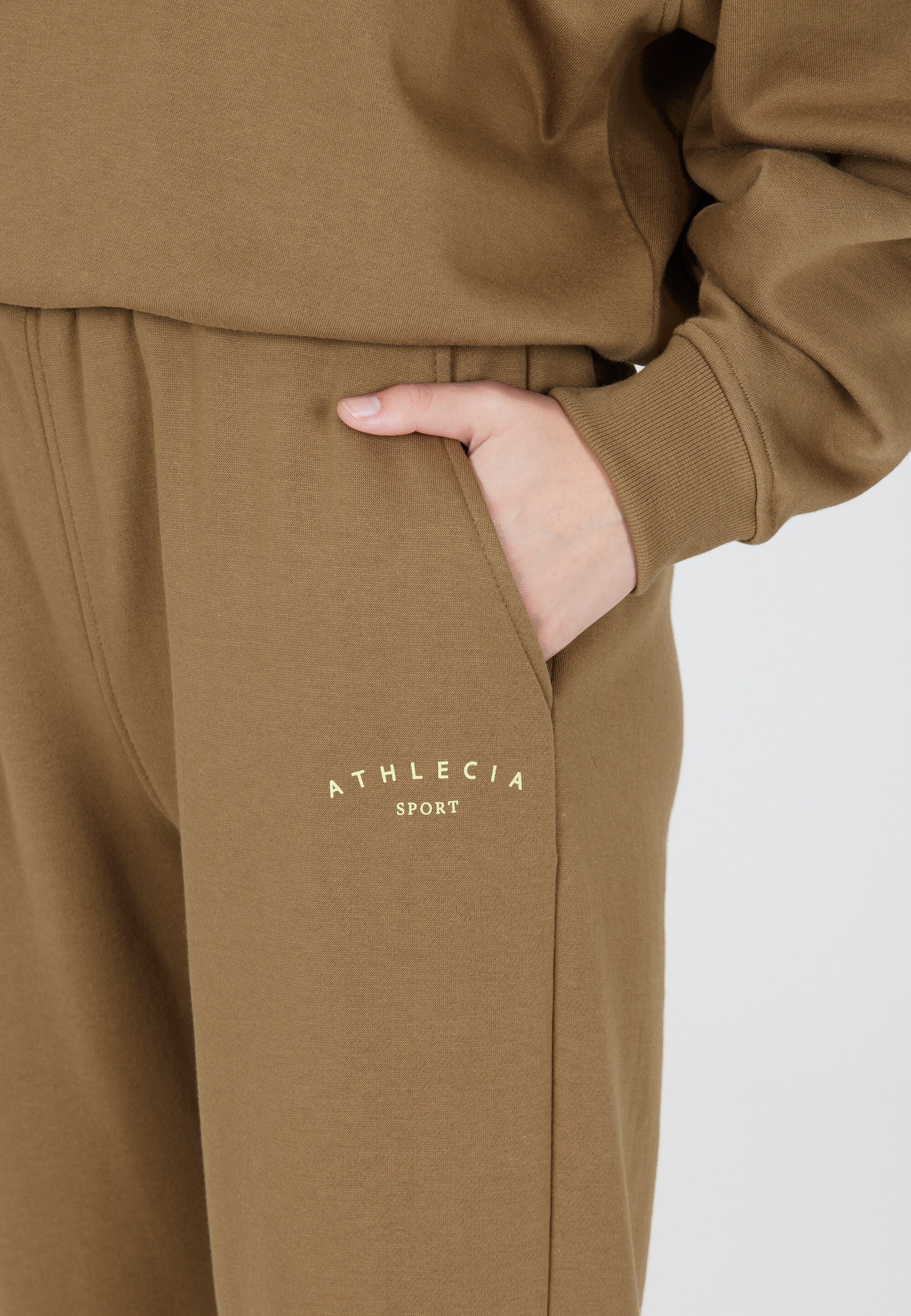 ATHLECIA Sweathose »Asport«, mit hohem Tragekomfort